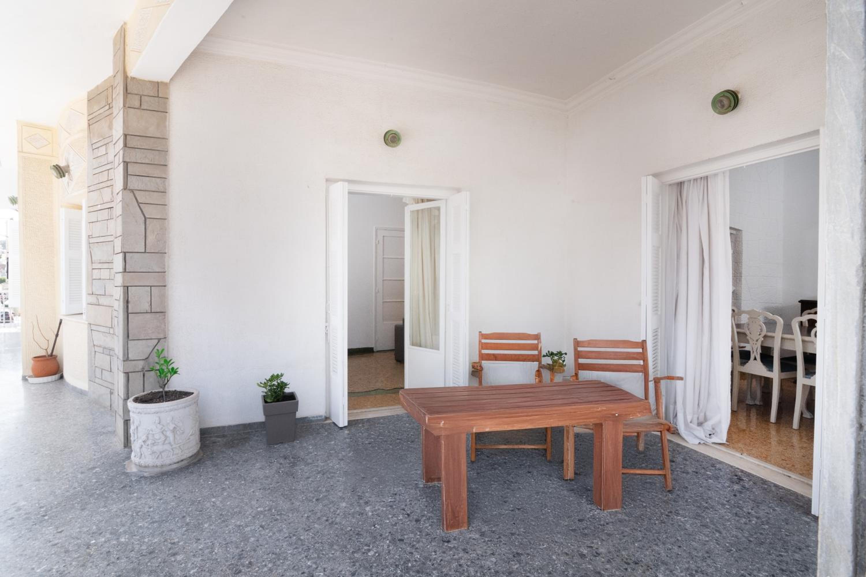 Sunrise Apartment By Athens Airport