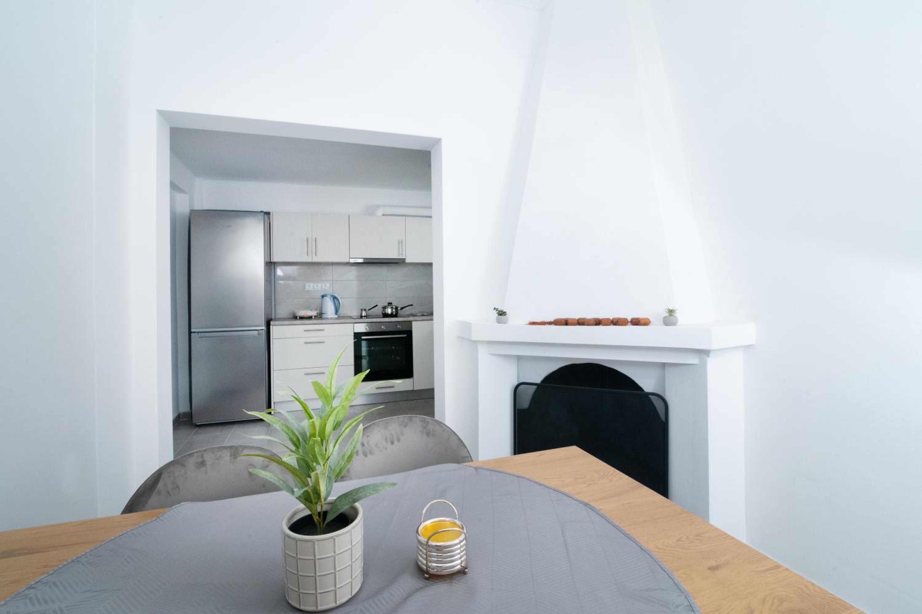 Sunrise Apartment By Athens Airport