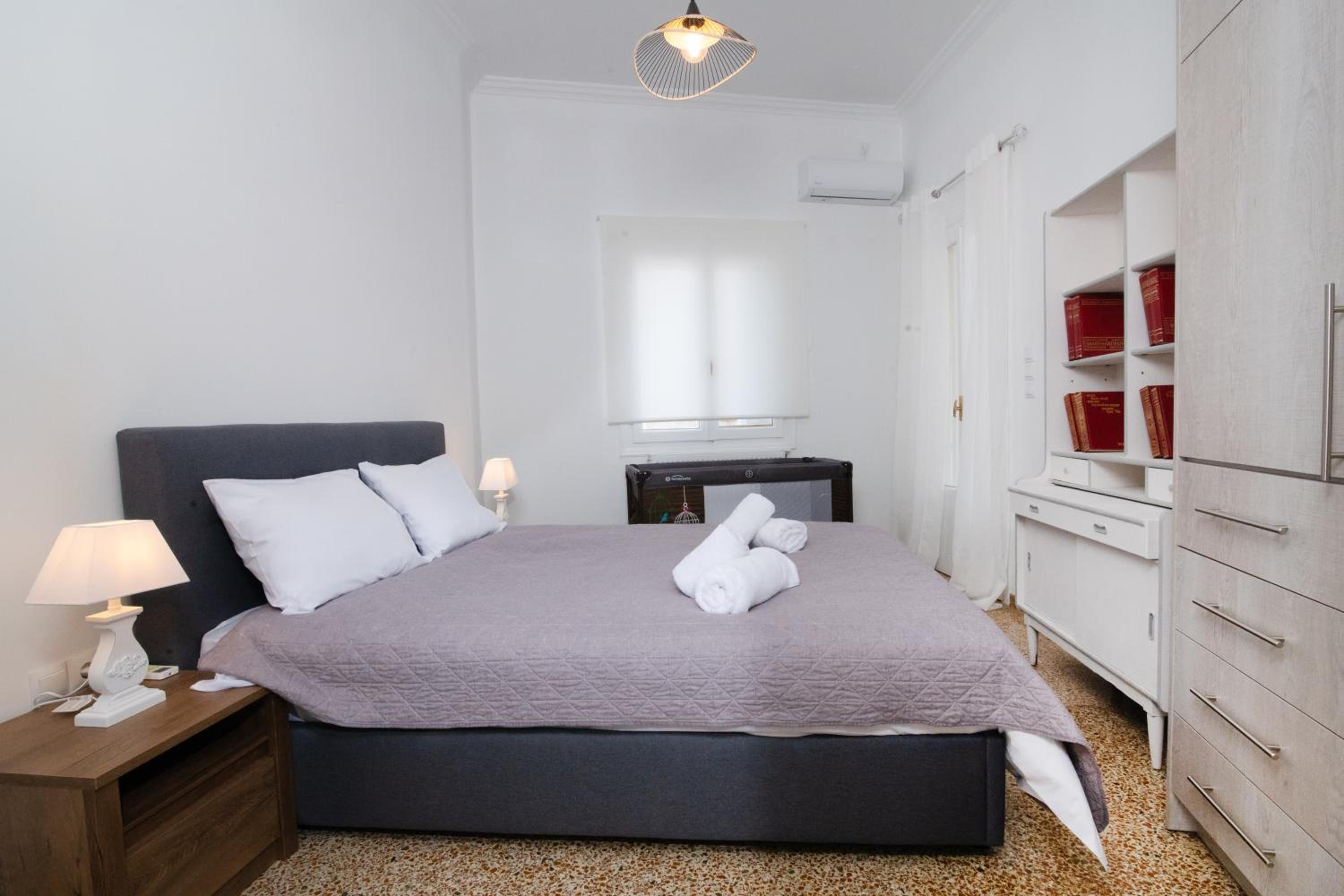 Sunrise Apartment By Athens Airport