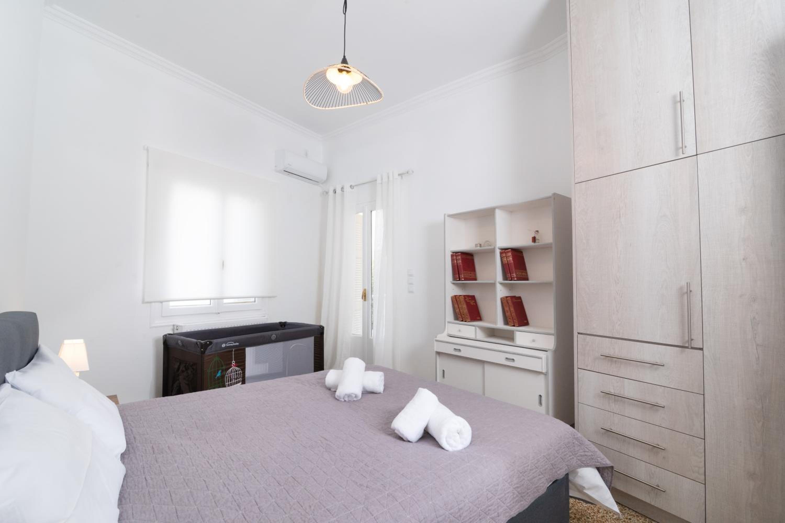 Sunrise Apartment By Athens Airport