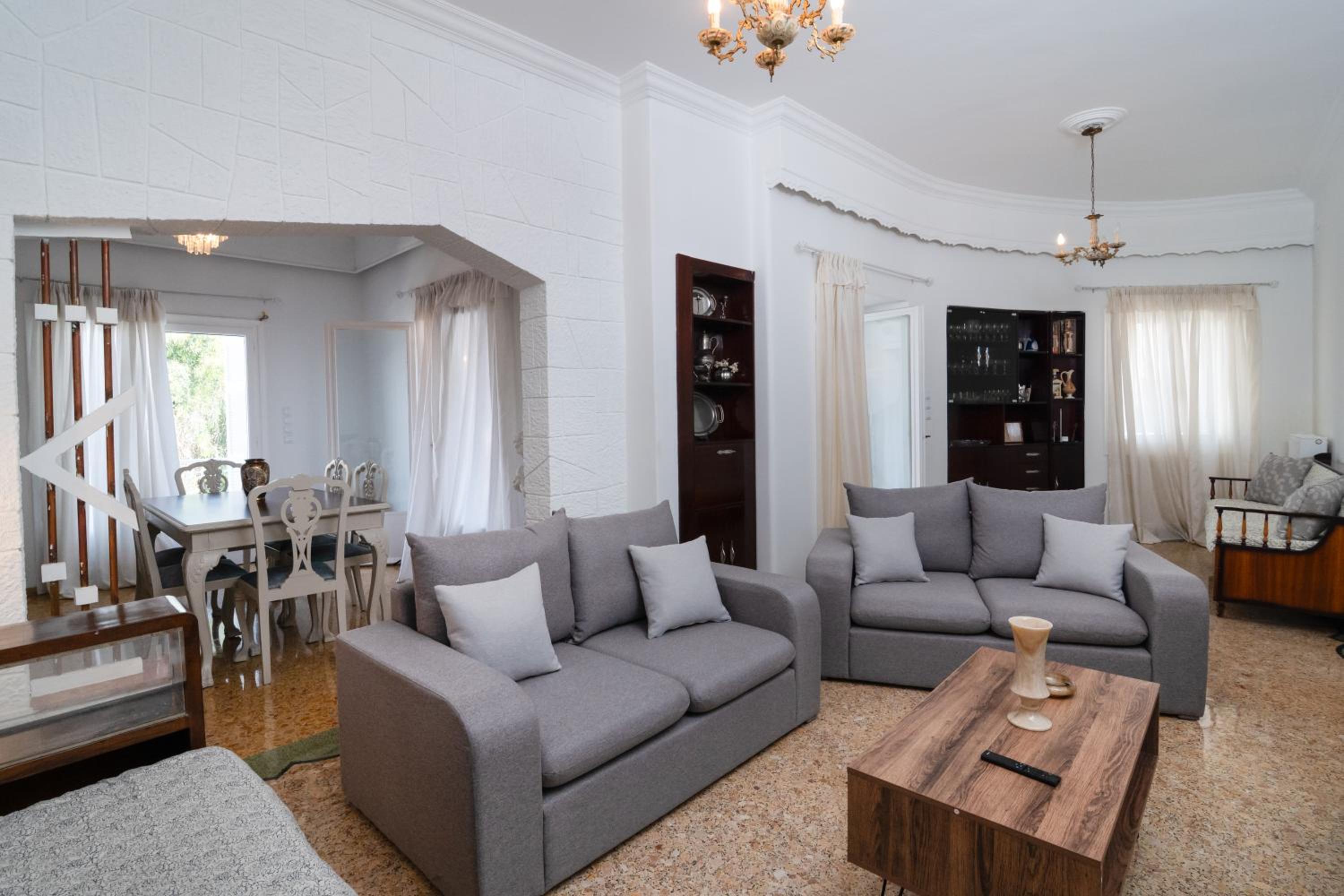 Sunrise Apartment By Athens Airport