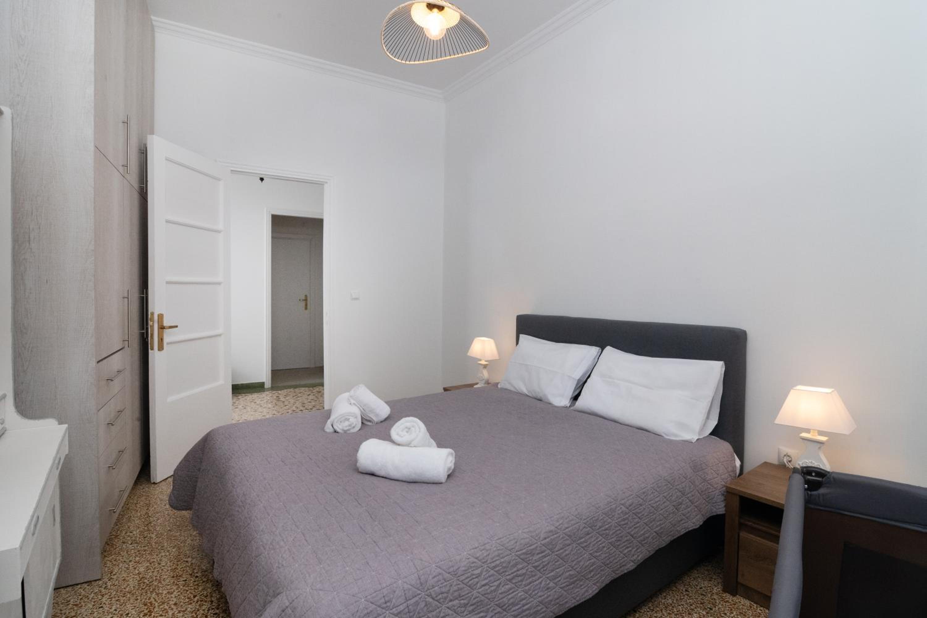 Sunrise Apartment By Athens Airport