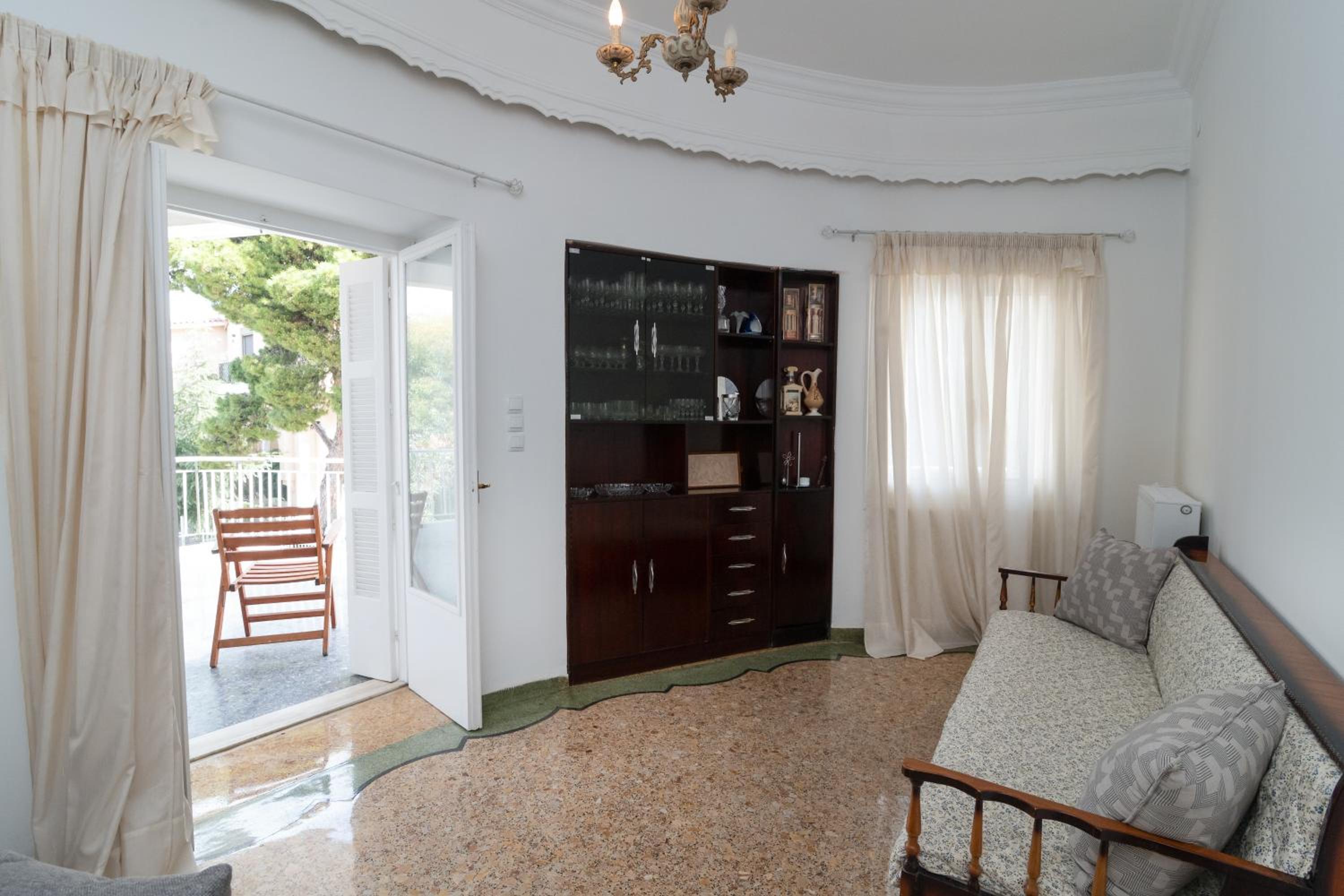 Sunrise Apartment By Athens Airport