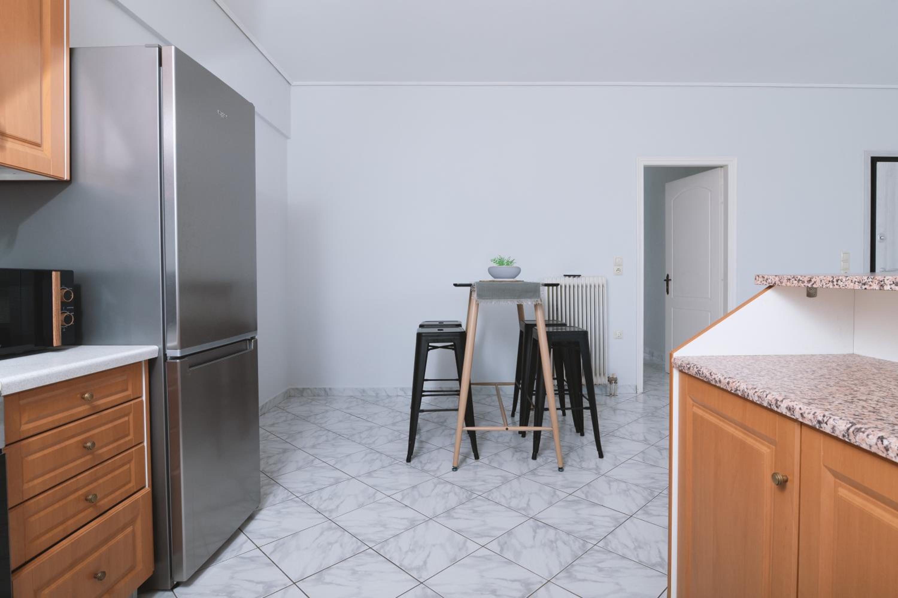 The Sunrise Apartment By Athens Airport 1
