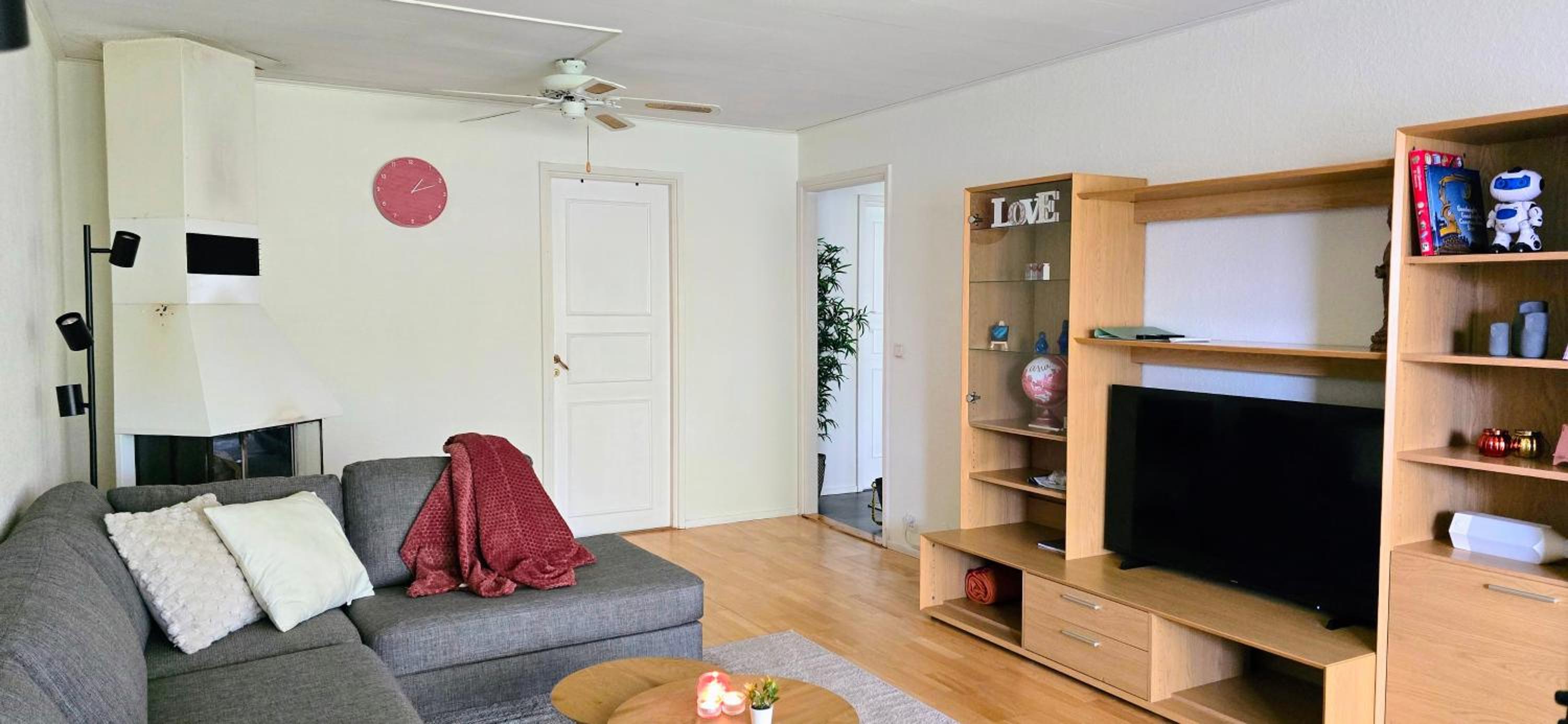 200m to Sweden's Largest Lake - 3BR House & BBQ