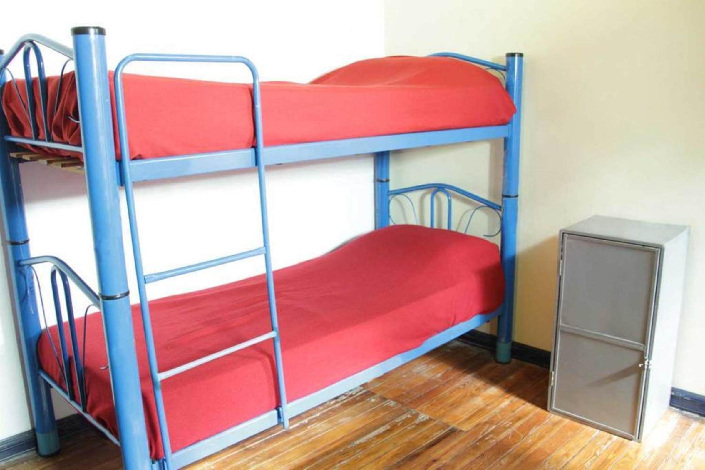 Play Hostel Soho - Image 4