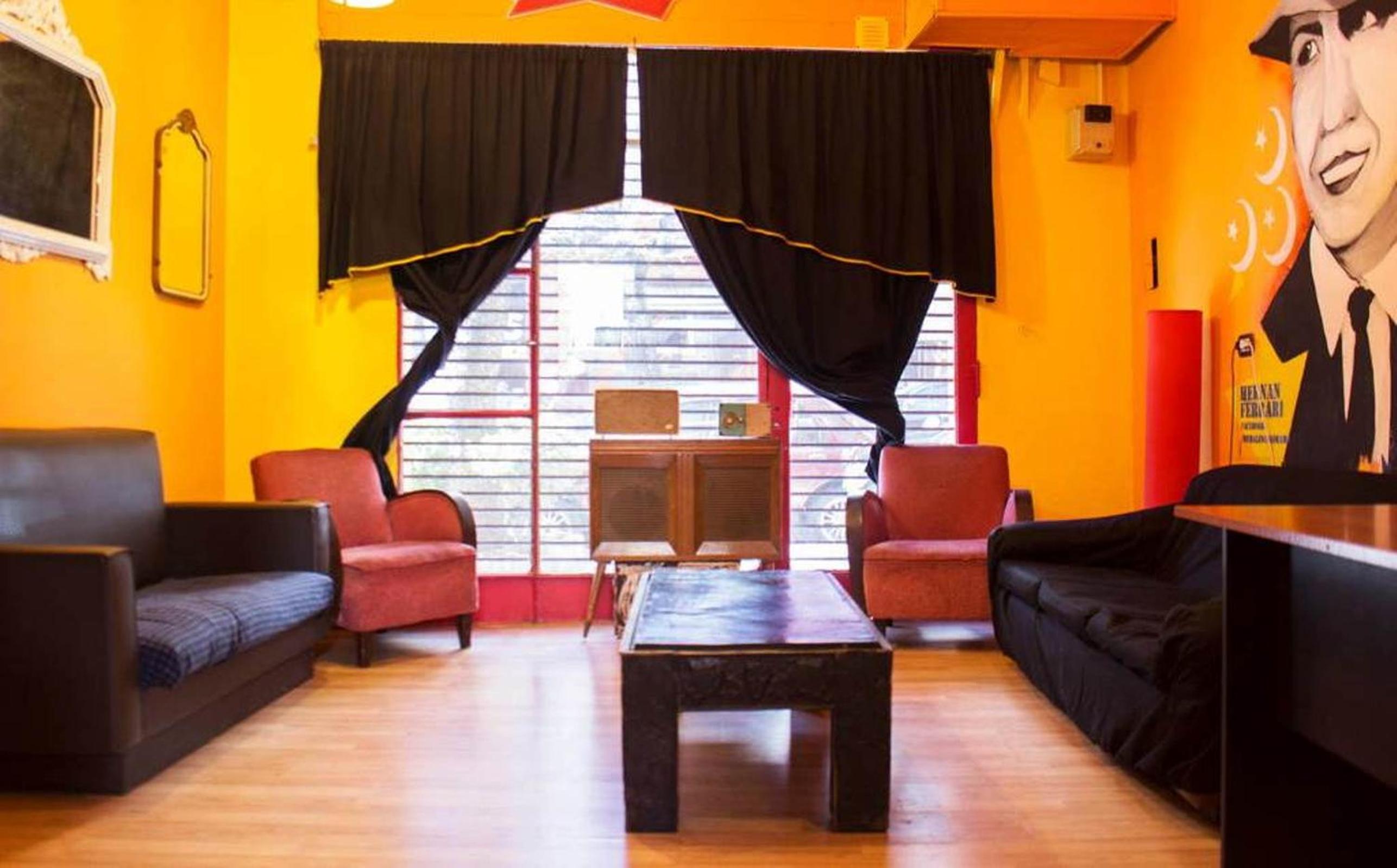 lounge