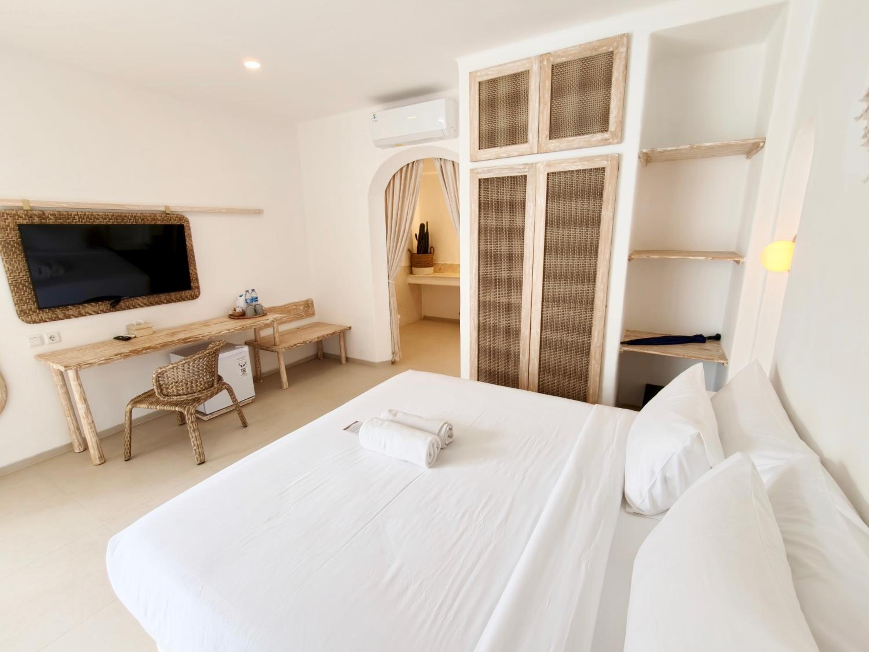 Khaiyyara-Mediterranean Style 3 Bedroom Pool Villa