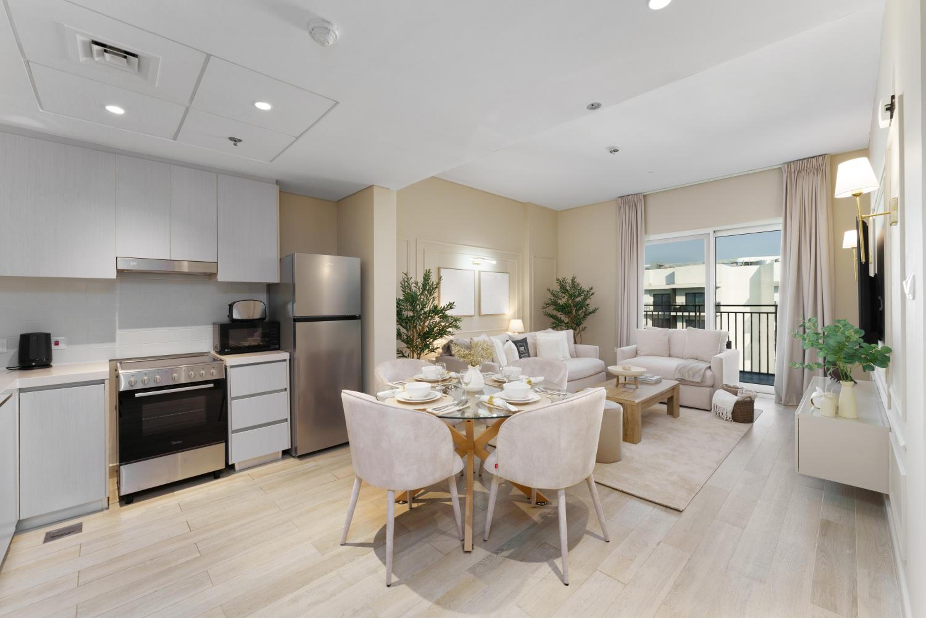 Maison Privee - Exquisite Living with Scenic Canal Vws on Yas Island