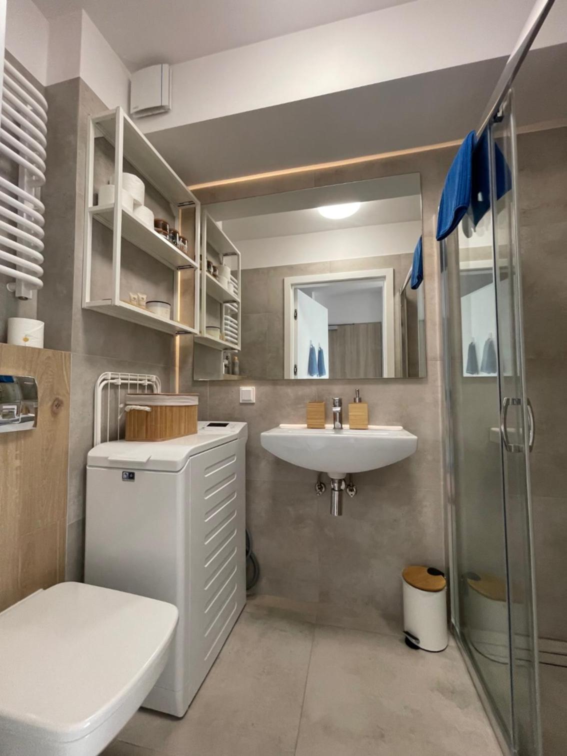Sunflower Apartment Bałuckiego Street
