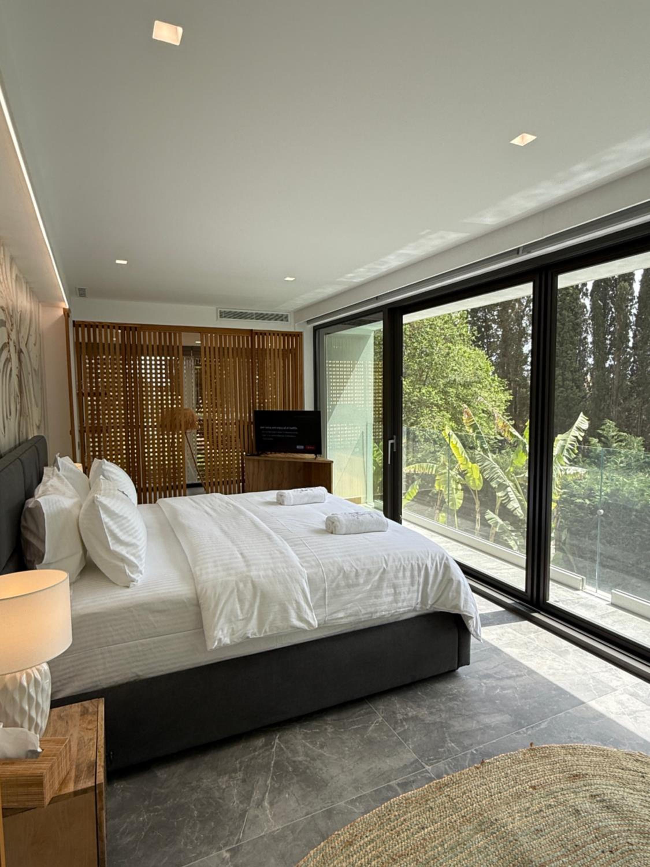 La Fortuna Villa - Award Winning Luxury Villa Close to Corfu Town