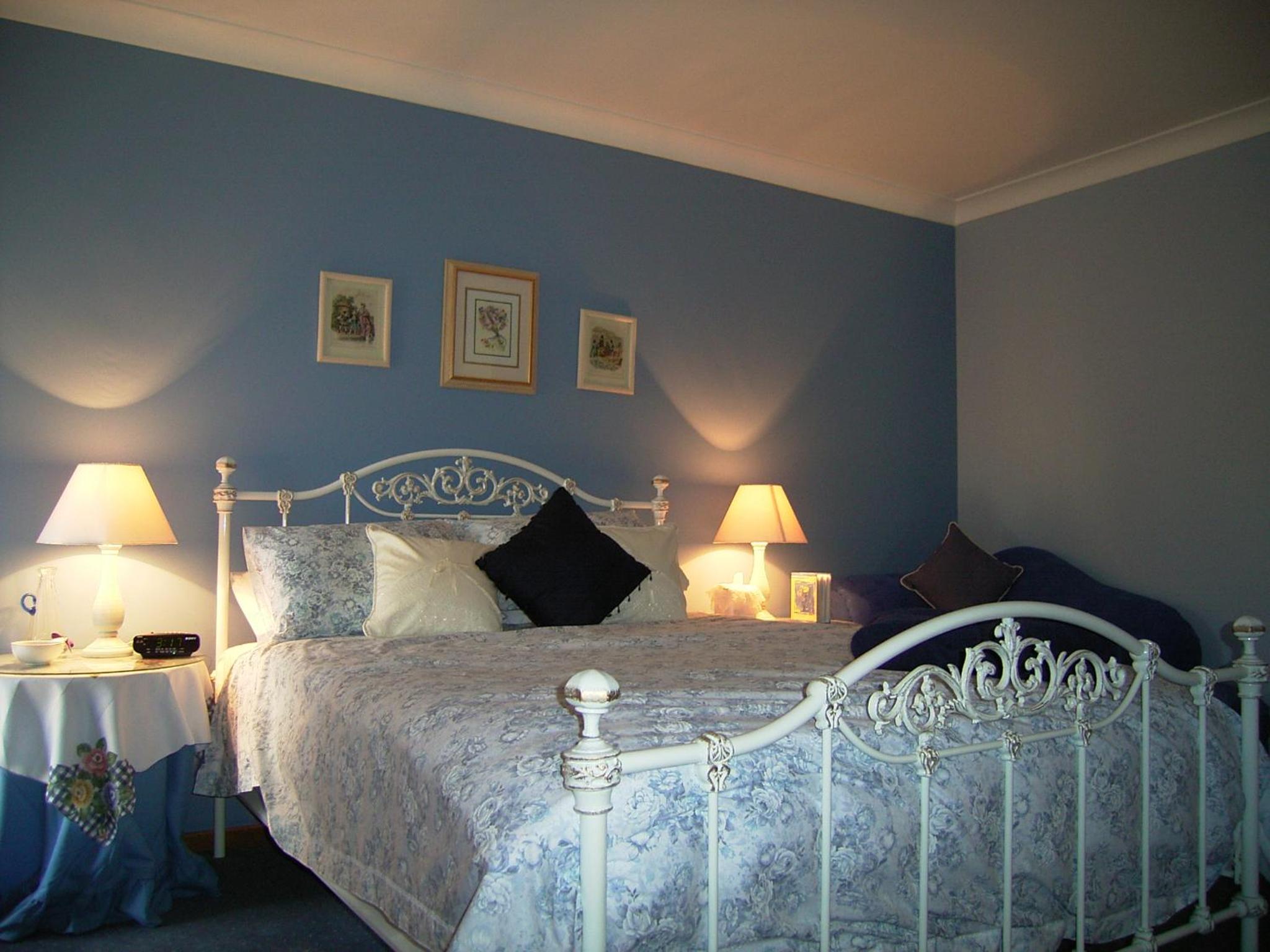 Lavender House Bed & Breakfast