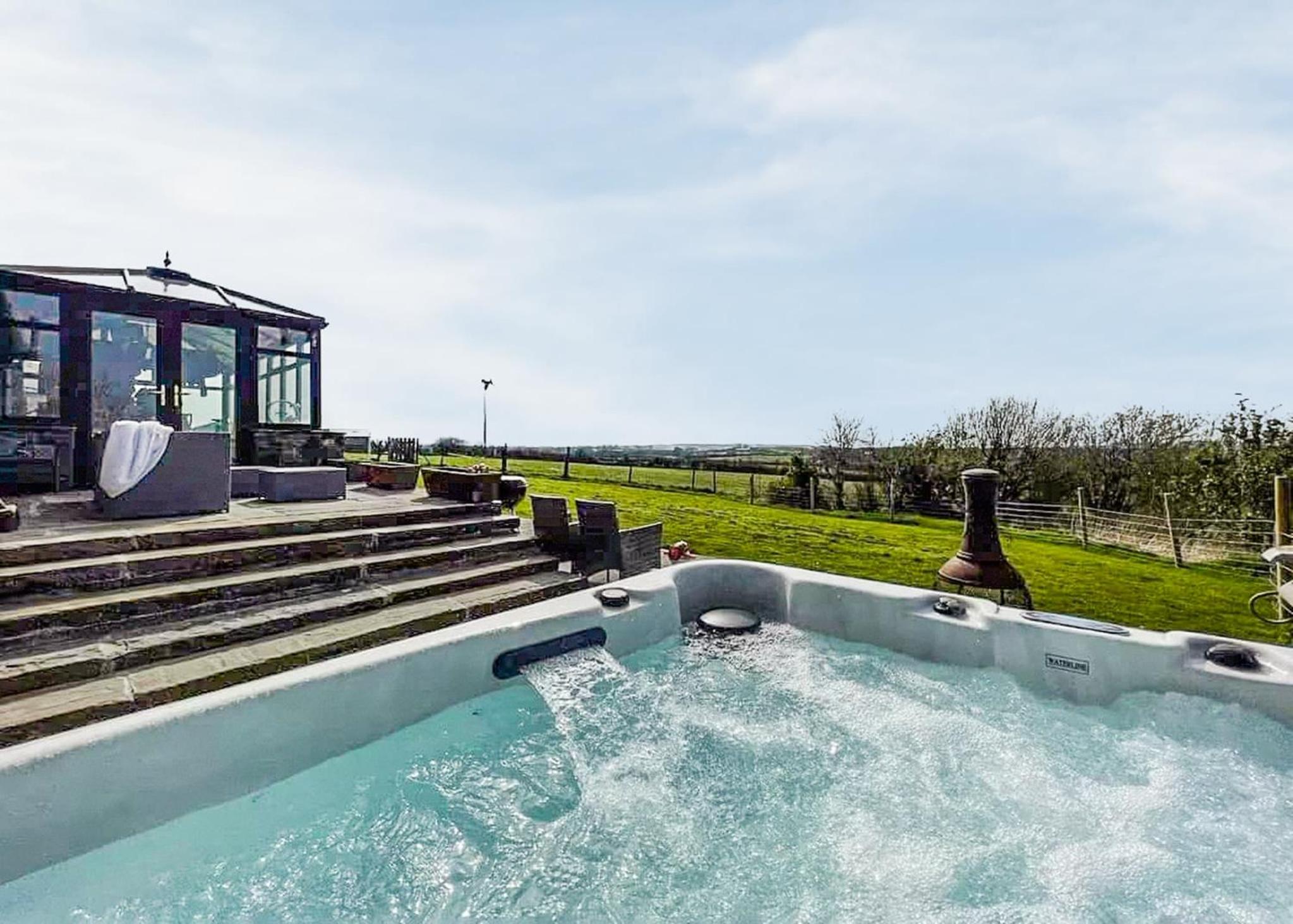 Glan Morfa Lodge Retreat view 2