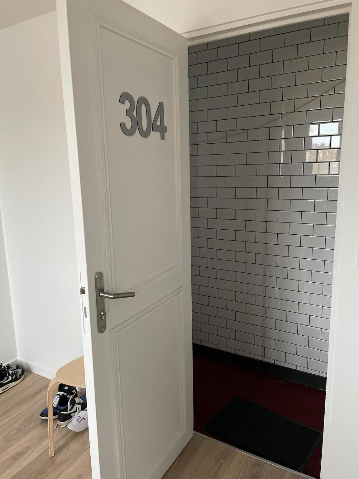 Place Morny, 2 rooms brand new, up to 4 guests