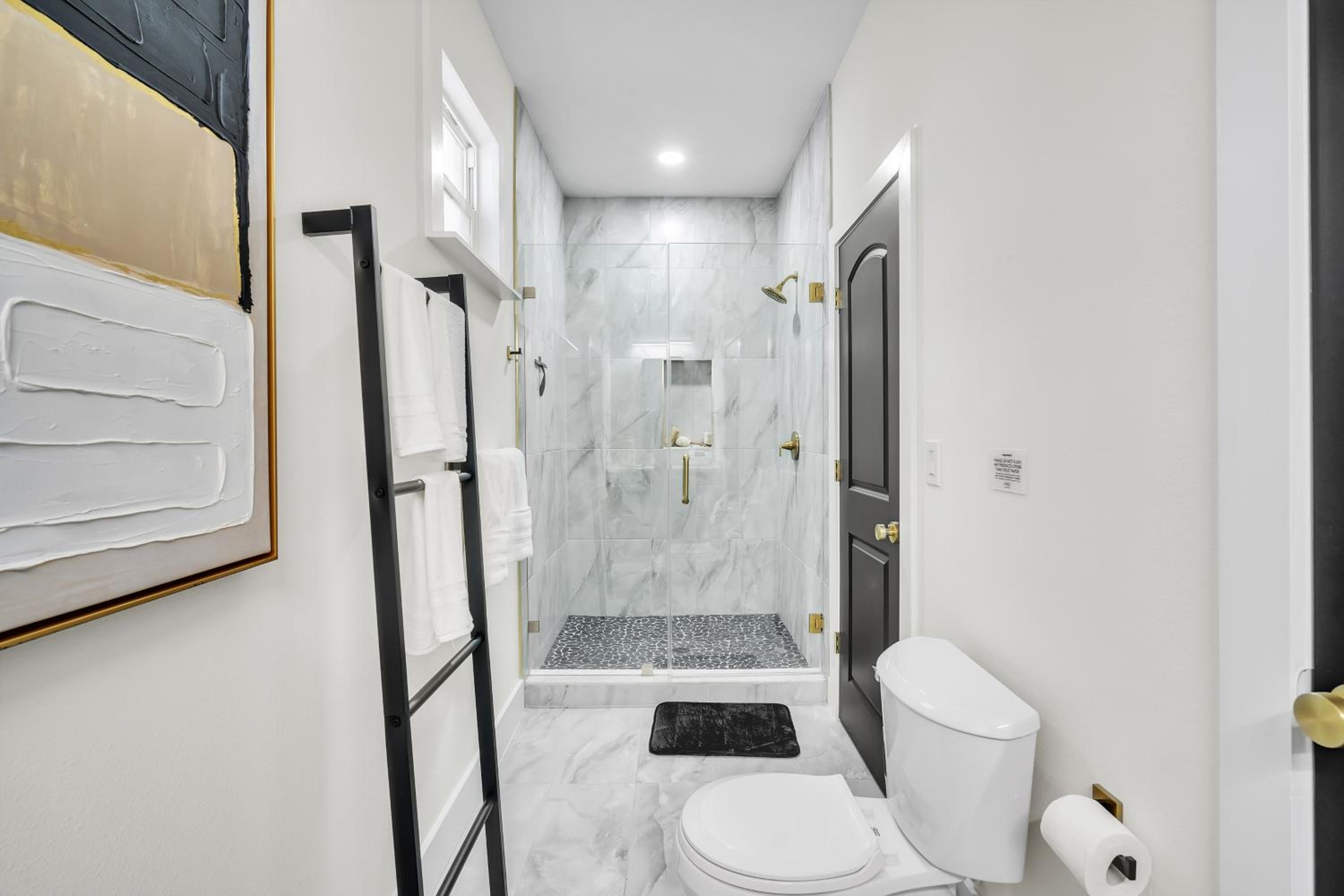 Tampa Getaway with Pickleball Court Pool and Gym