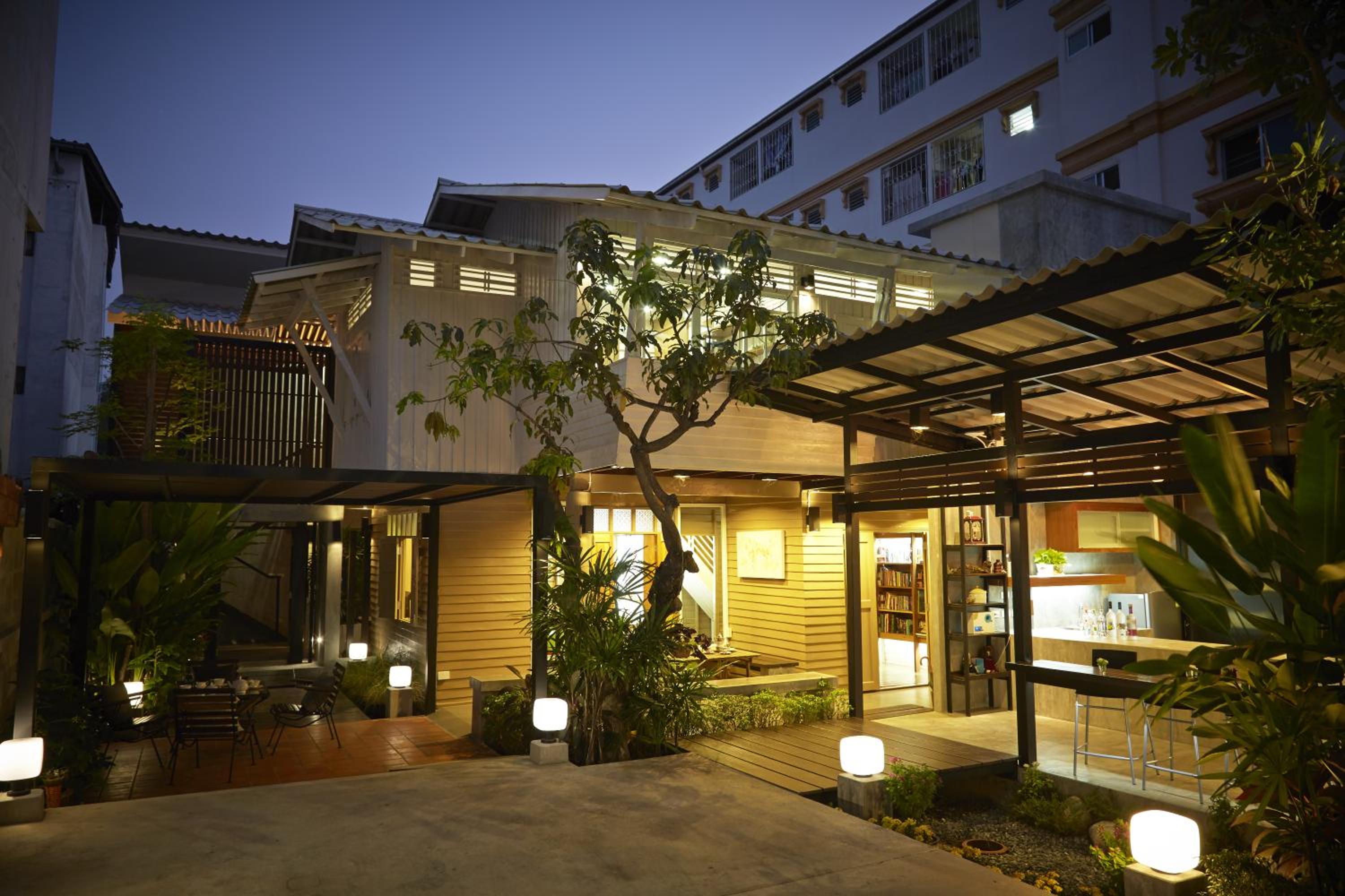 Uncle Loy's Boutique House