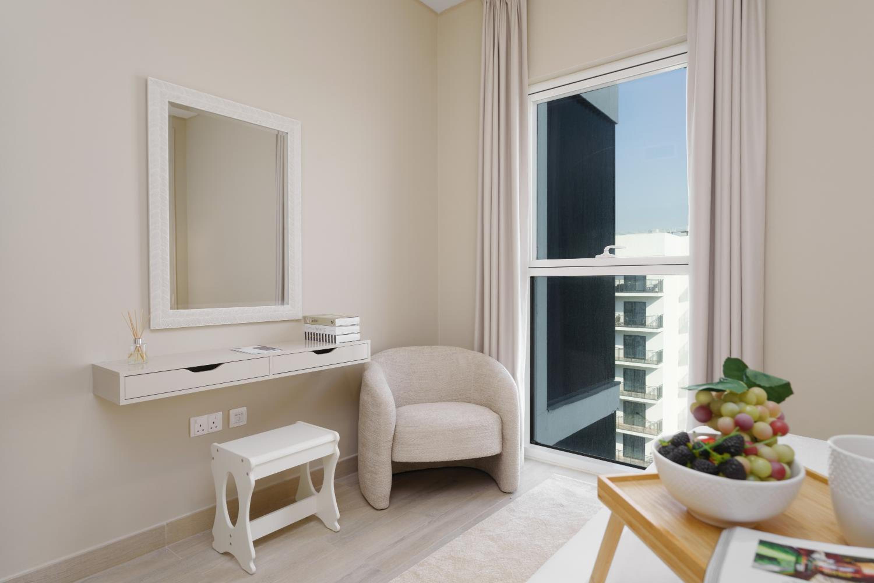 Maison Privee - Exquisite Living with Scenic Canal Vws on Yas Island