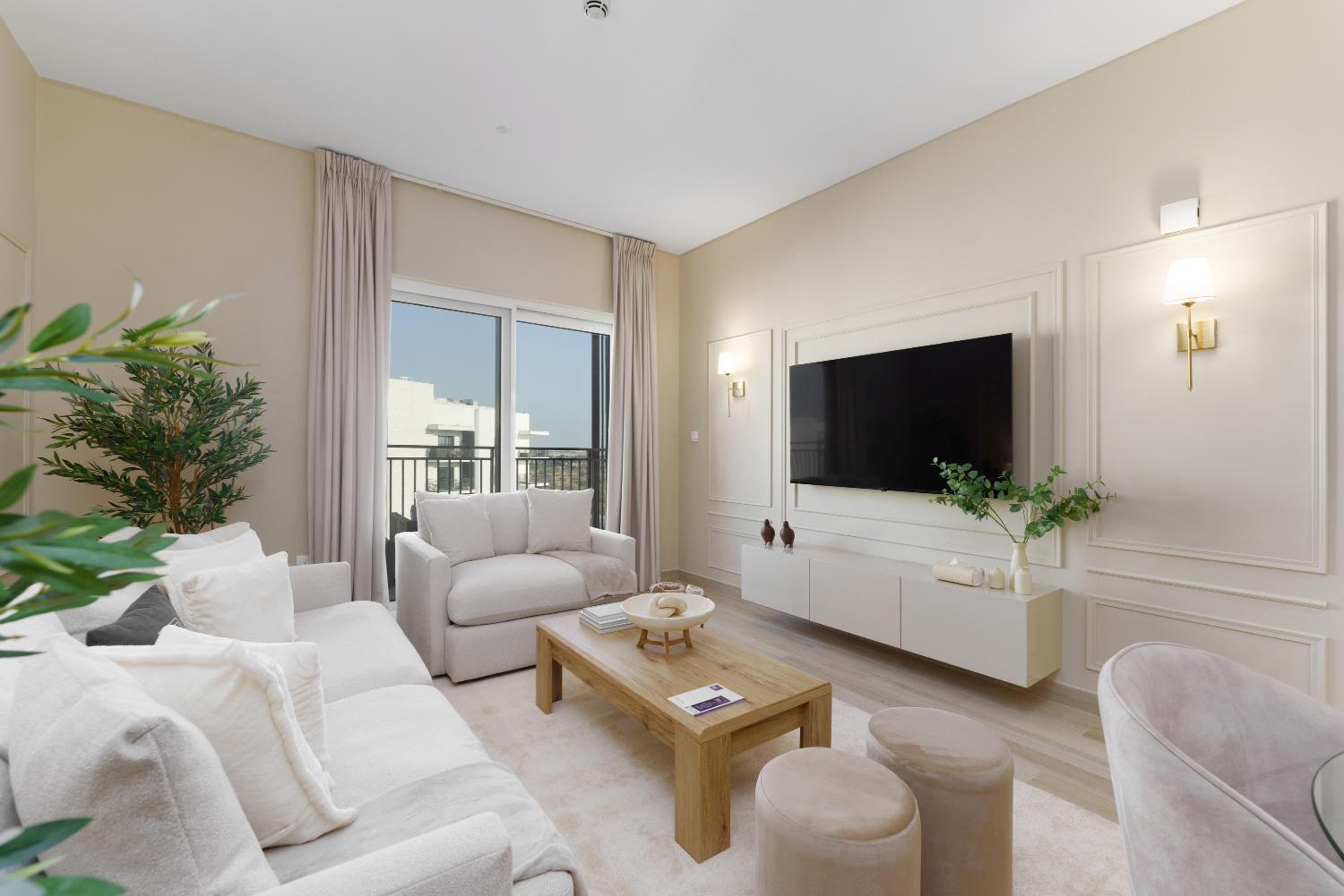 Maison Privee - Exquisite Living with Scenic Canal Vws on Yas Island