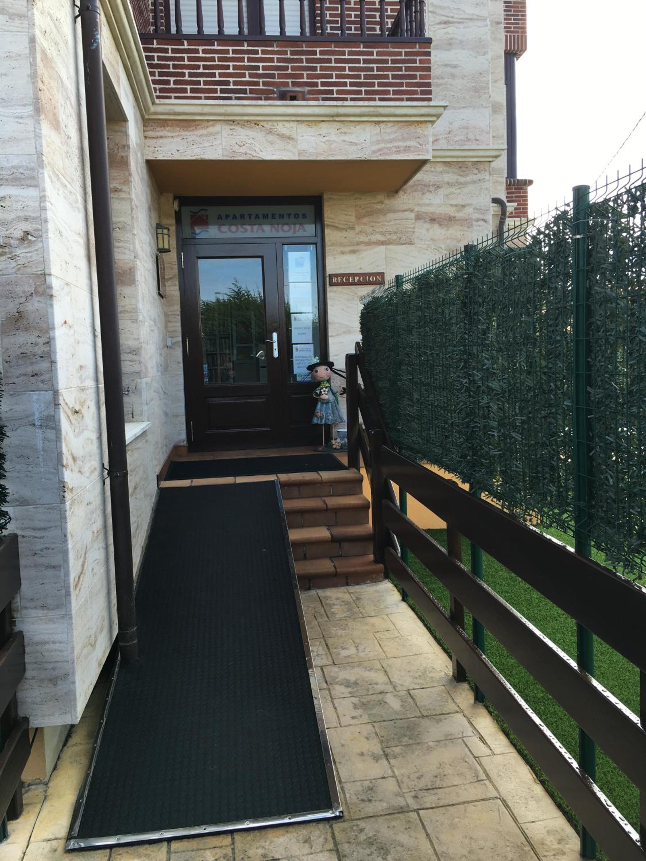 Apartamentos Costa Noja