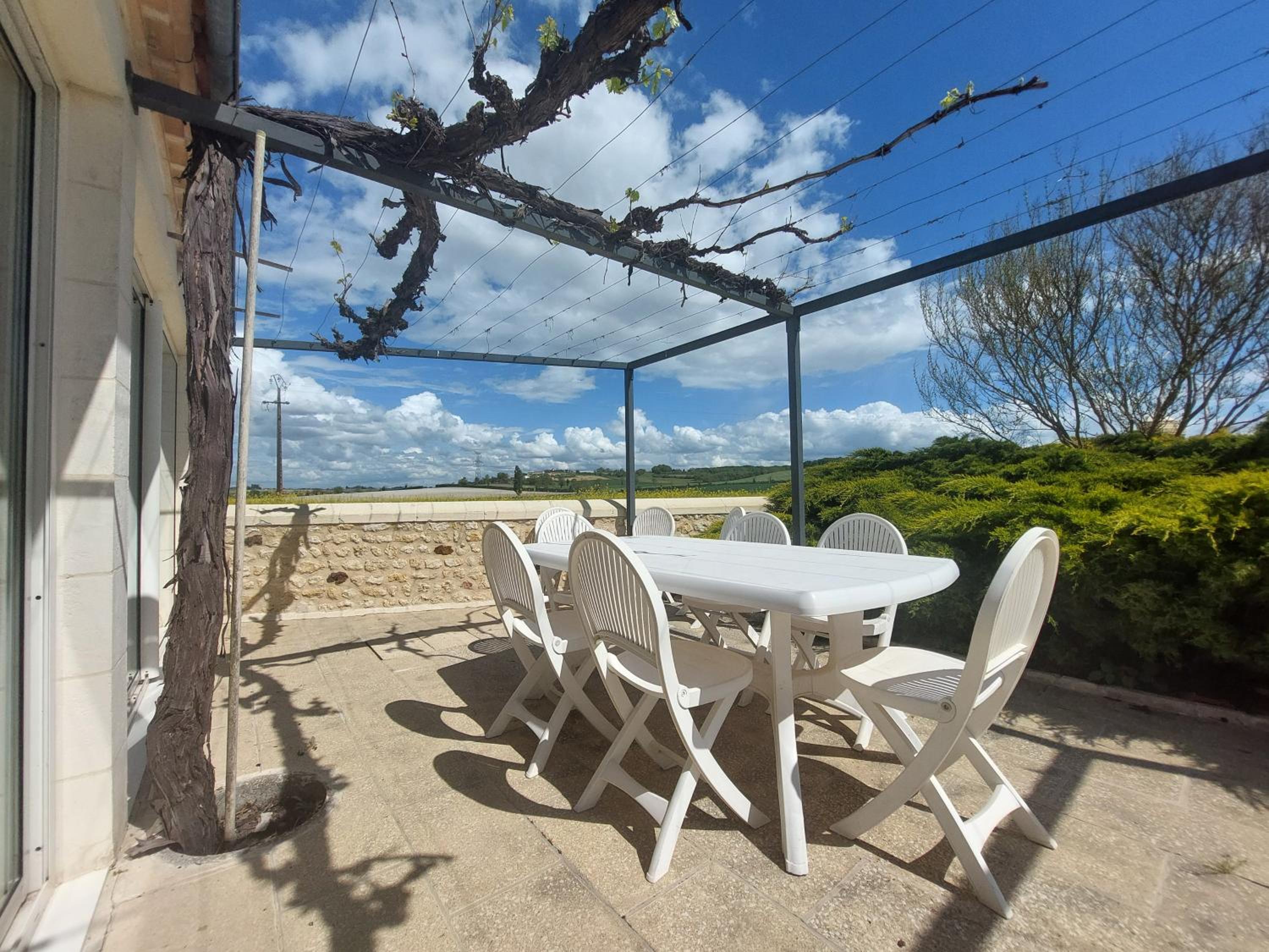 Gîte Chelona Vinifera - parc arboré - Chelona'Loc