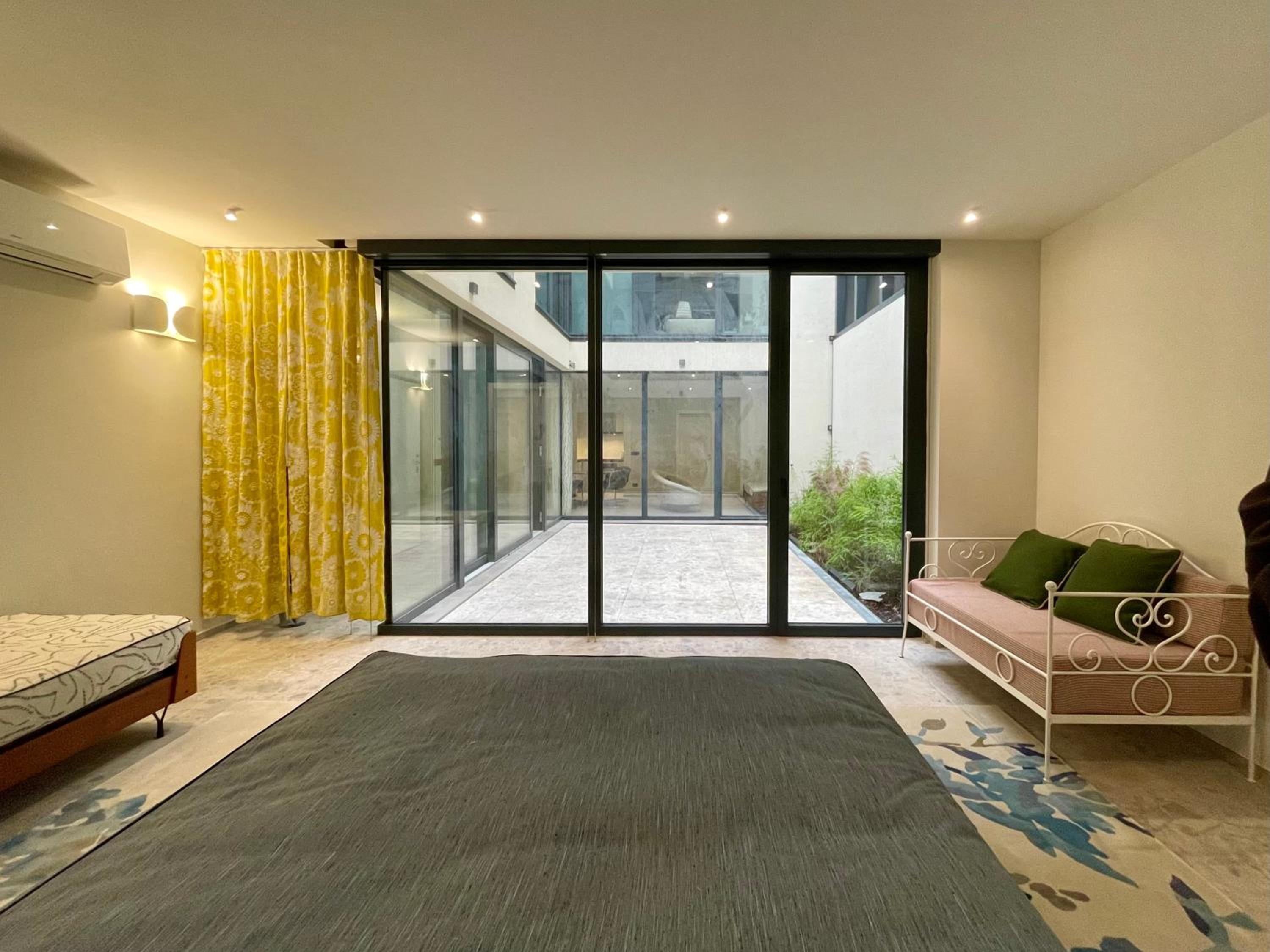 Glass & Charme - Central Suite
