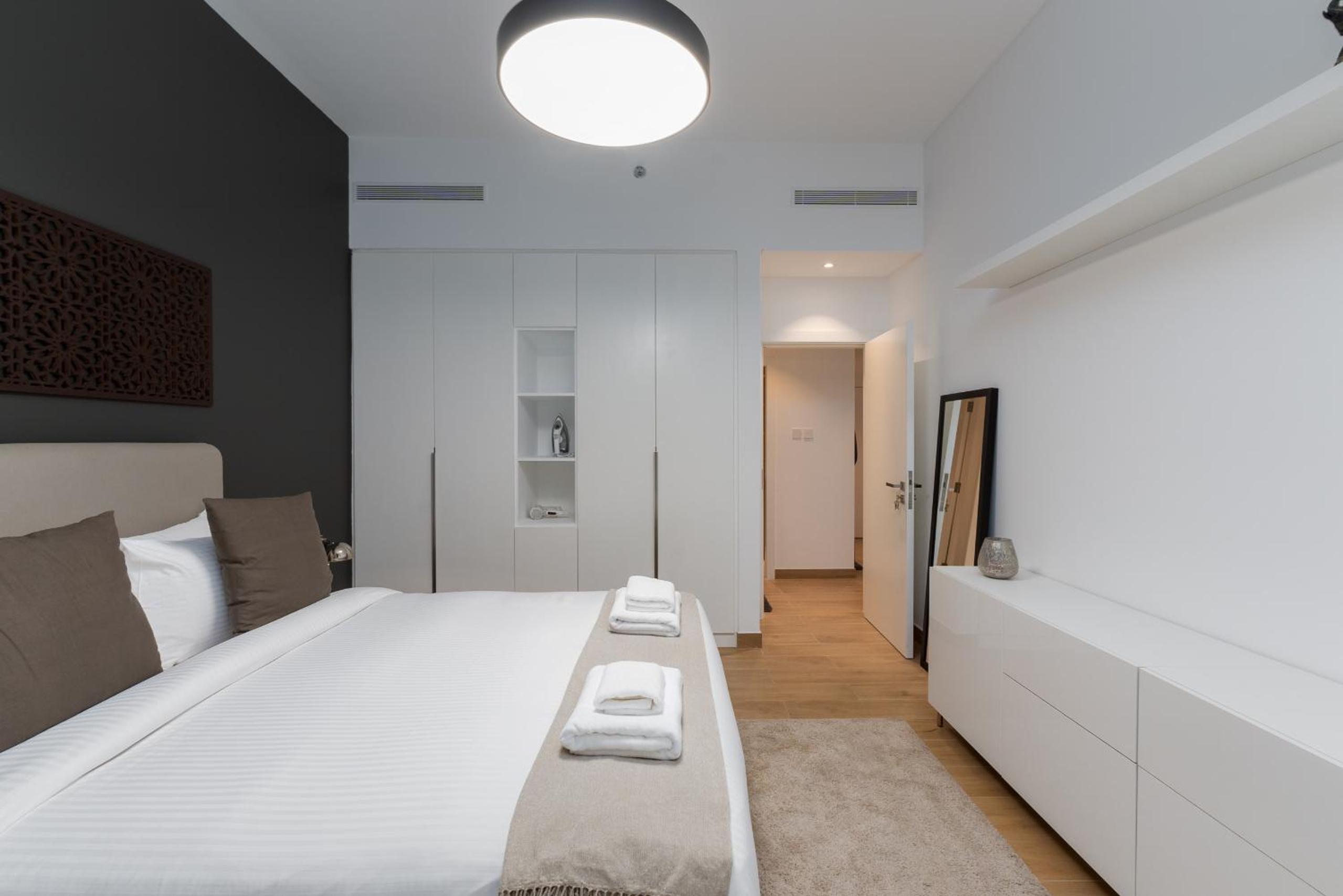La Sirene 1, Port De La Mer - Mint Stay