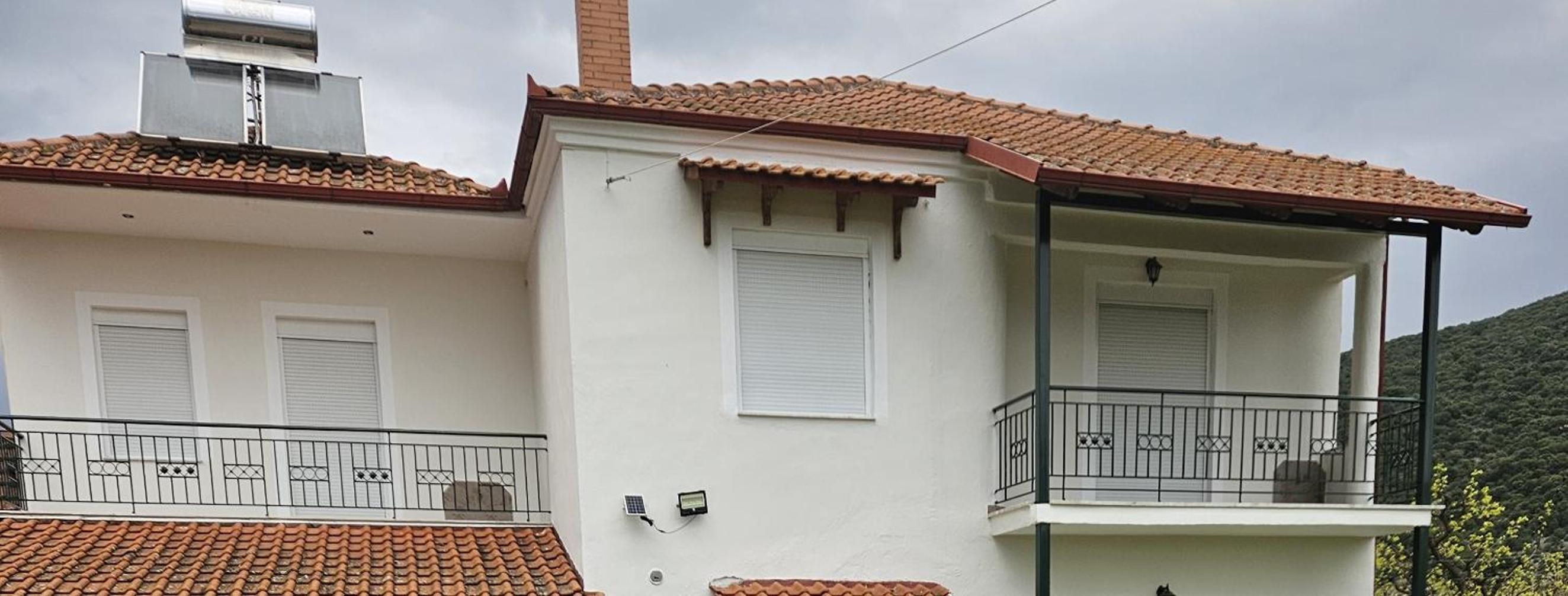 Paikos Townhouse, Hot Springs