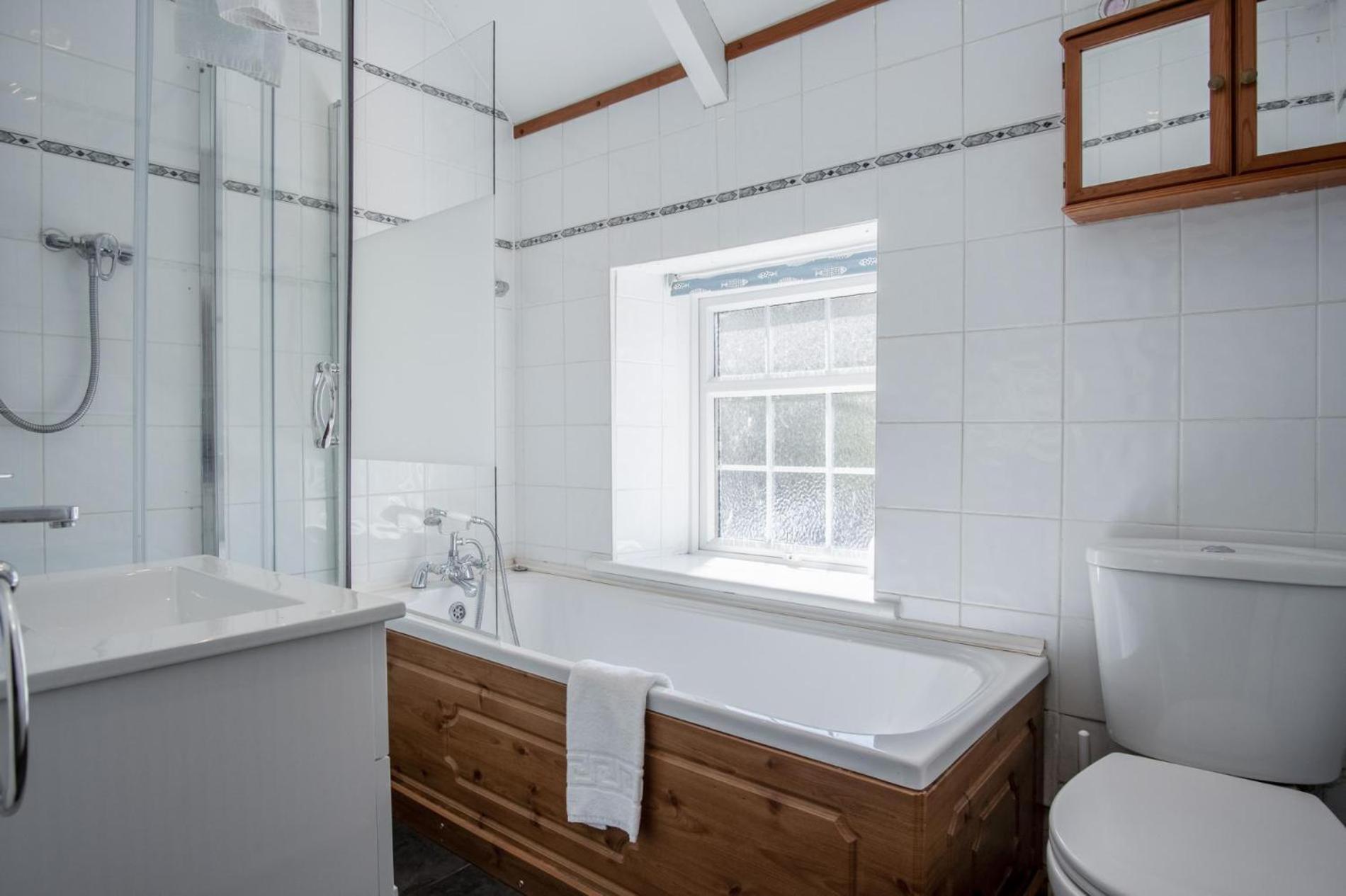 Rose Cottage - 3 Bedroom Cottage - Parkmill