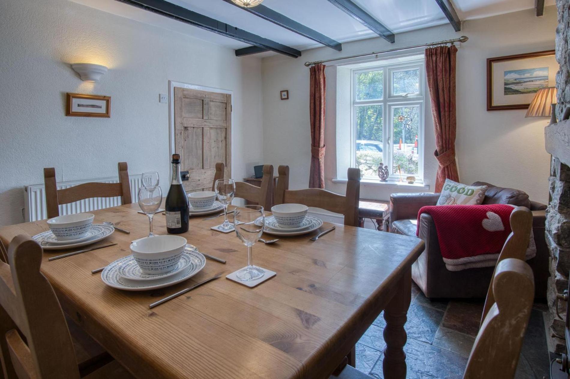 Rose Cottage - 3 Bedroom Cottage - Parkmill