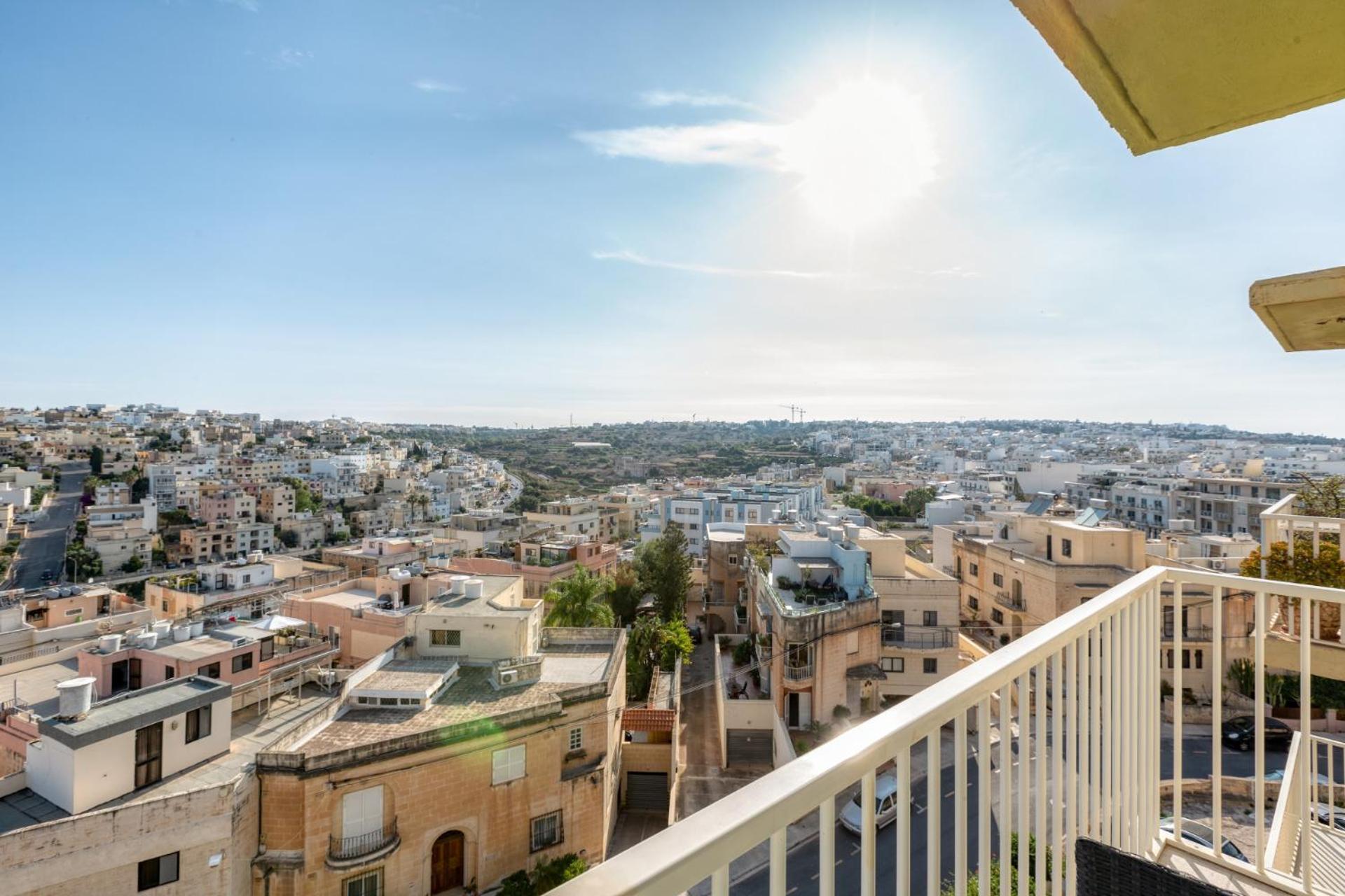 Amazing apartment with pool in Malta