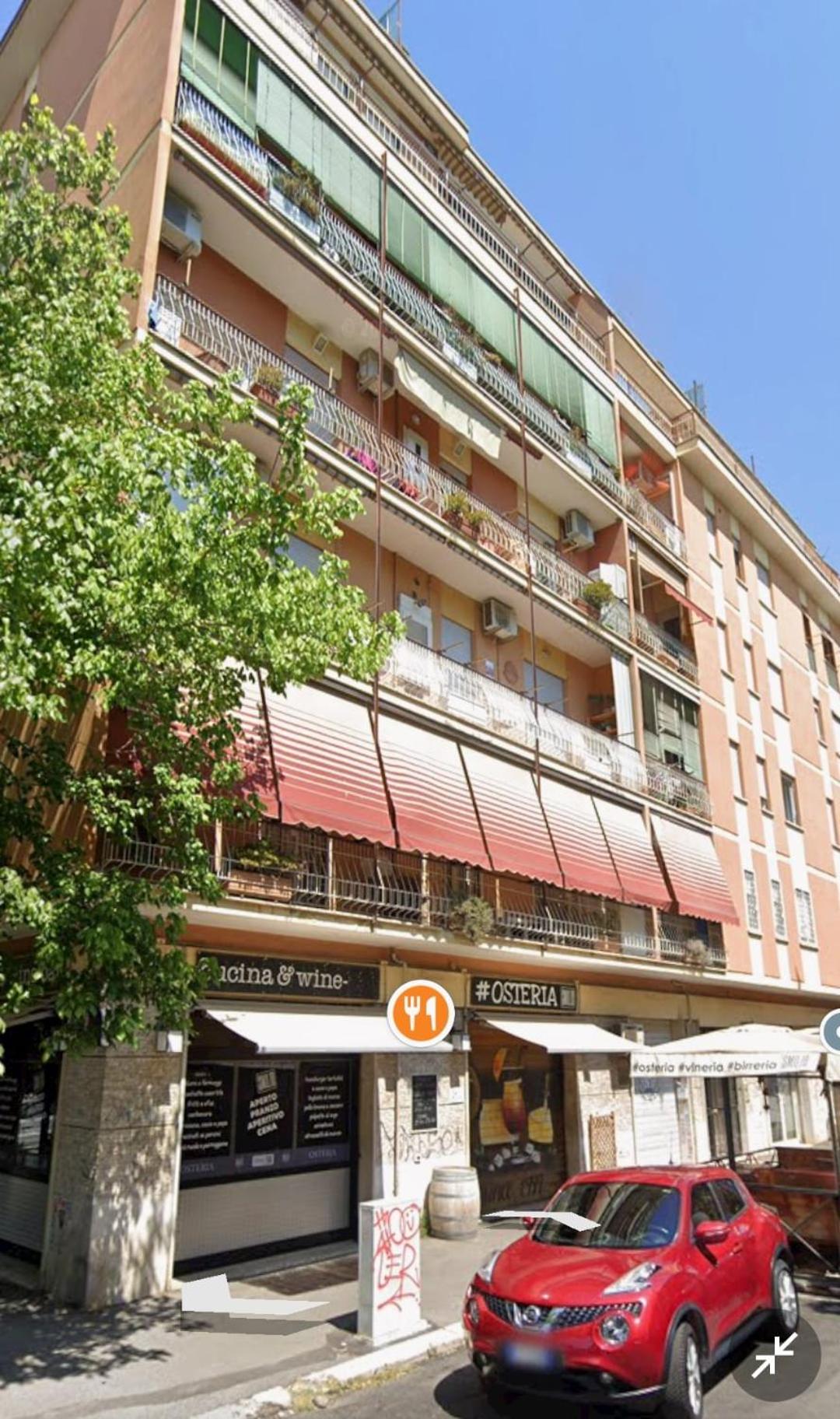 Casa vacanze Delina- Luxury Apartment metro A