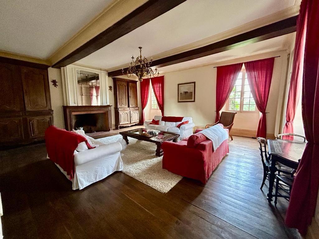 Au Chateau, Luby- Betmont