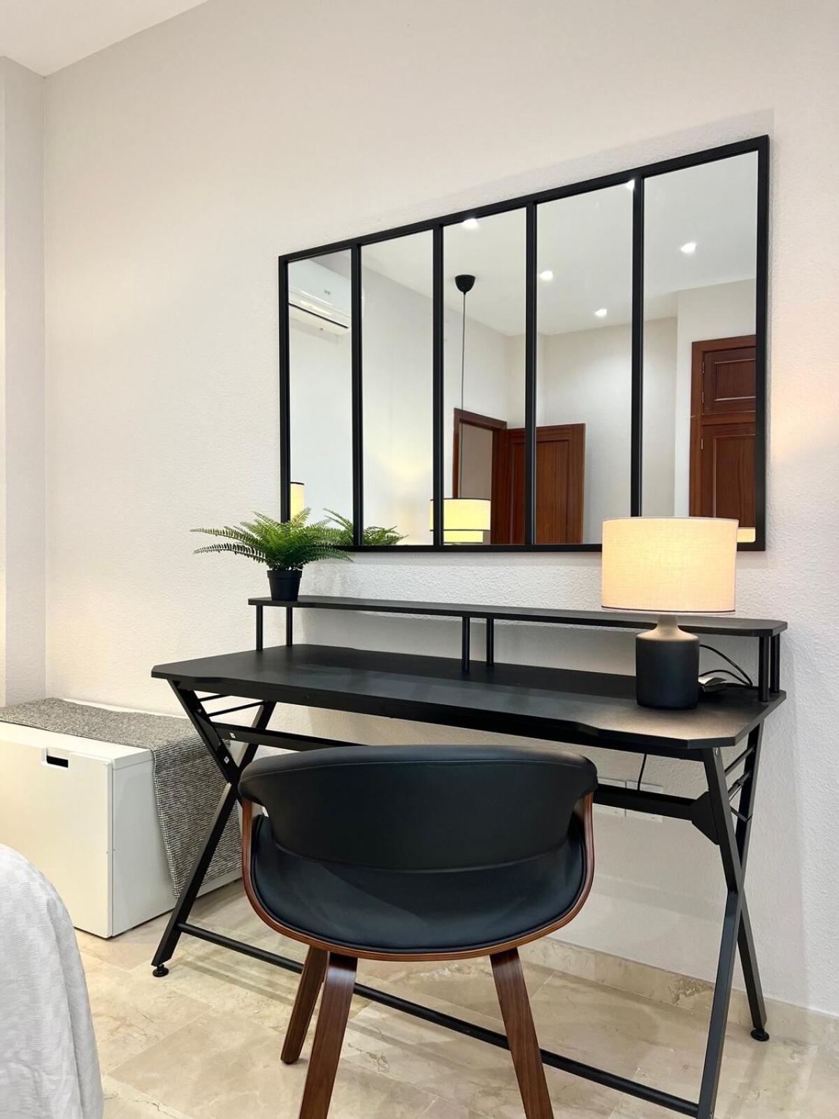 Granados II & old town by ELE Apartments