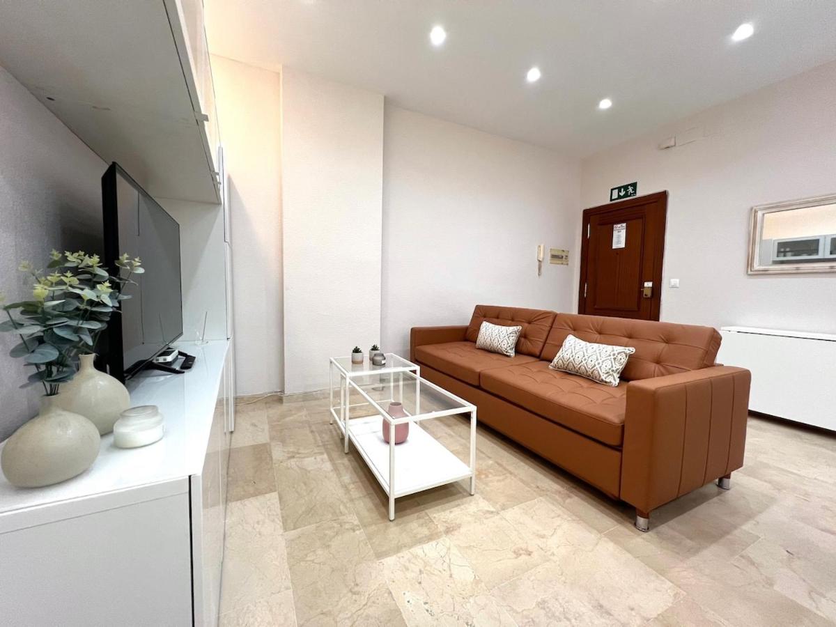 Granados II & old town by ELE Apartments