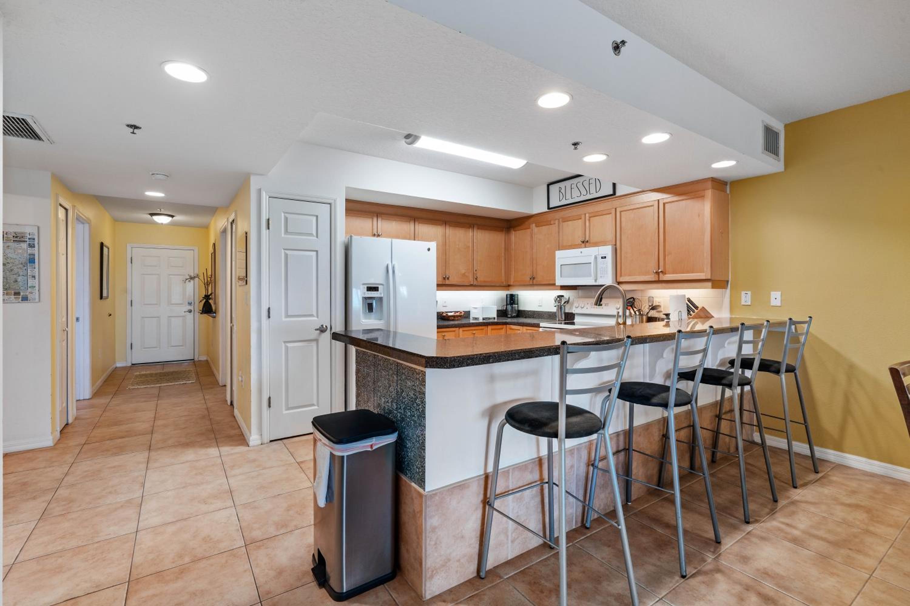 Coastal 3-bed 2-bath condo-New Smyrna Beach FL