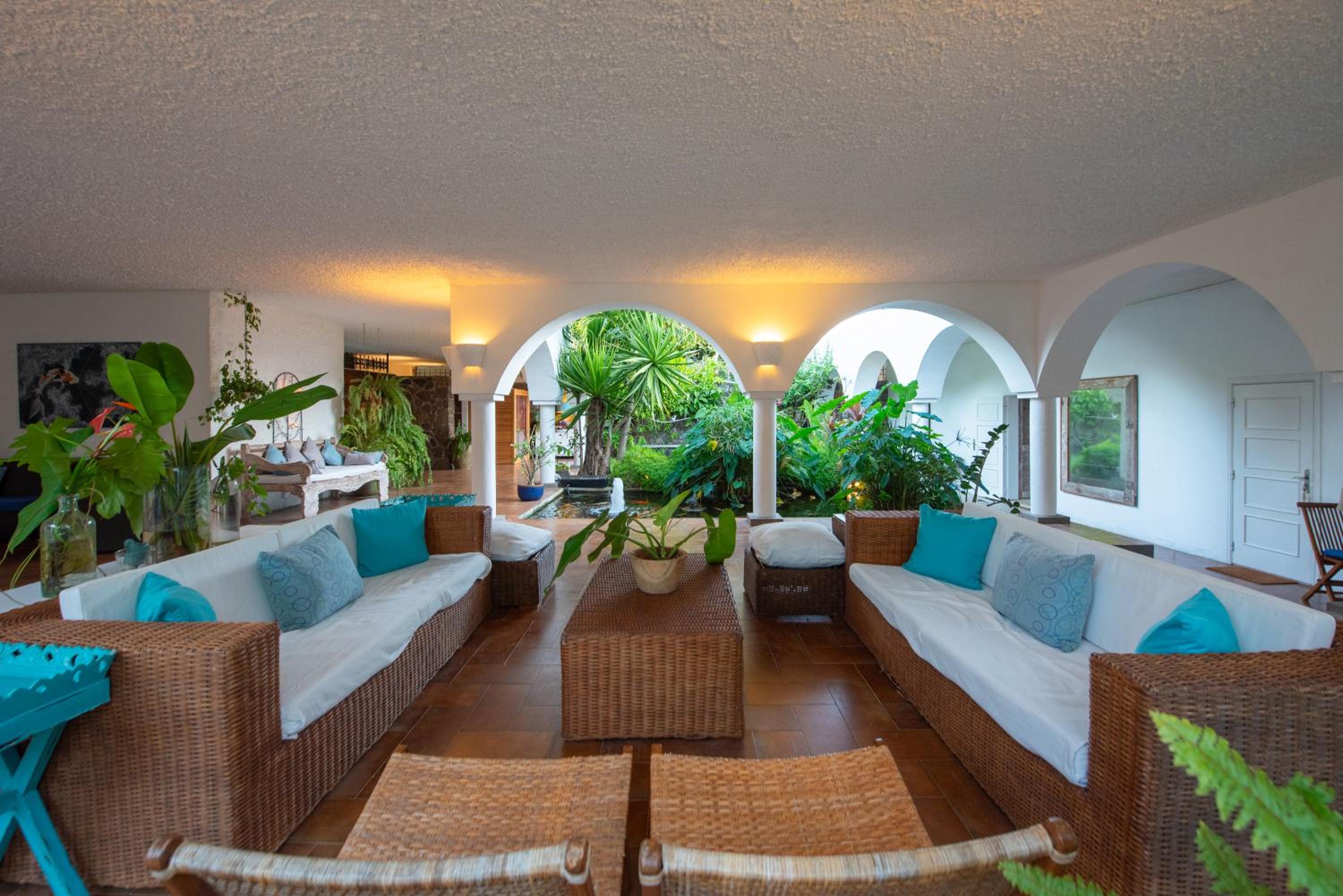 Coco Hacienda