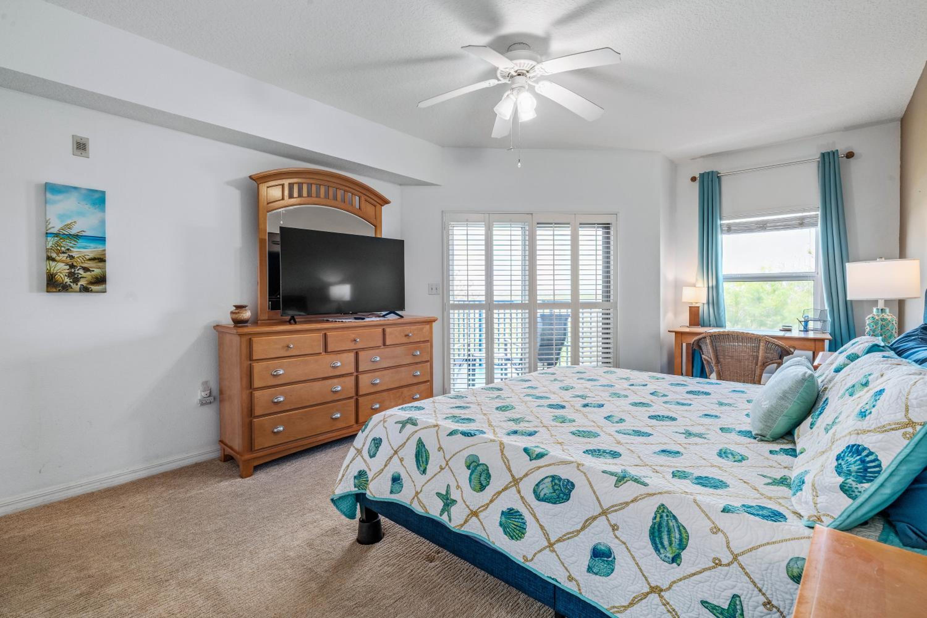 Coastal 3-bed 2-bath condo-New Smyrna Beach FL