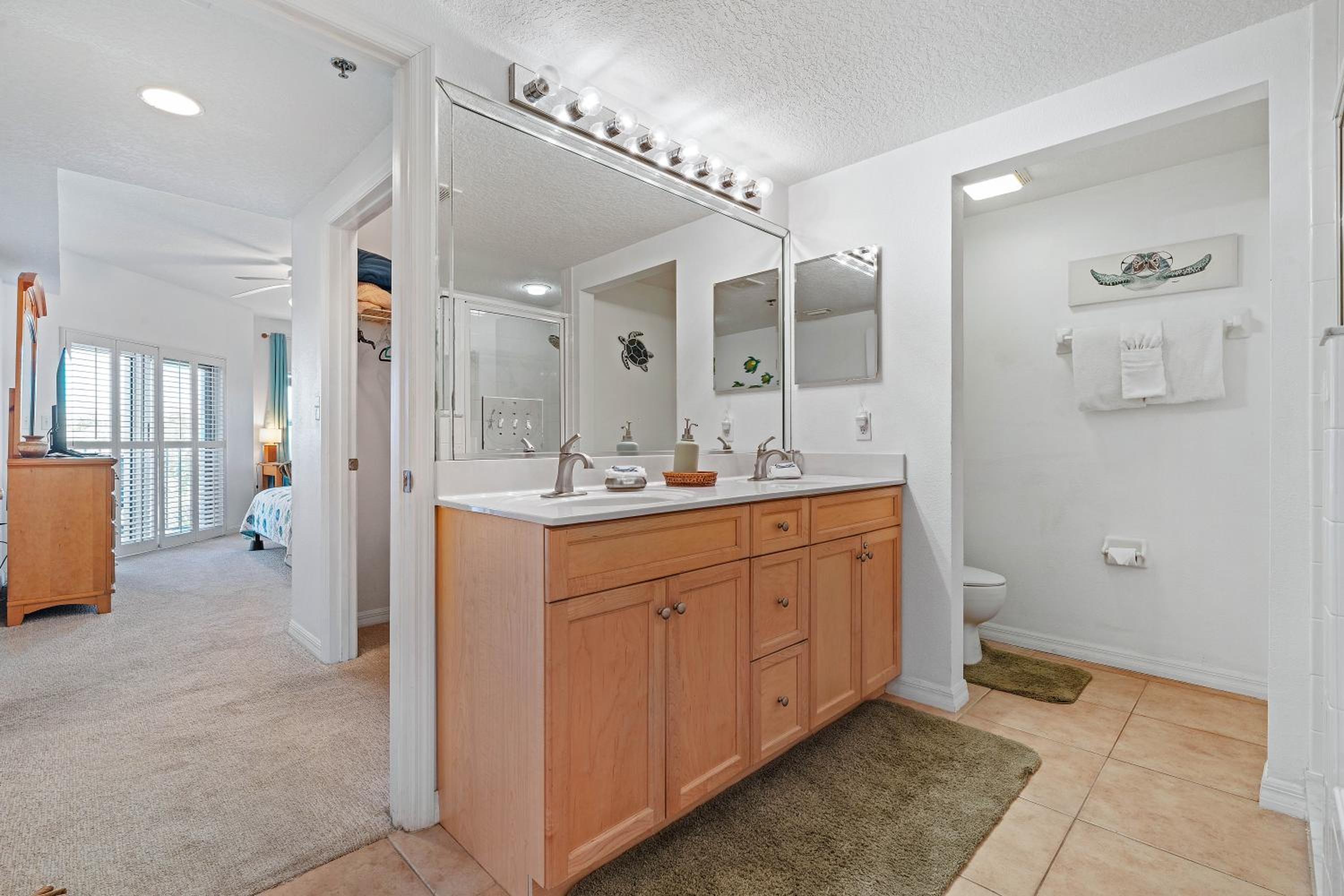 Coastal 3-bed 2-bath condo-New Smyrna Beach FL