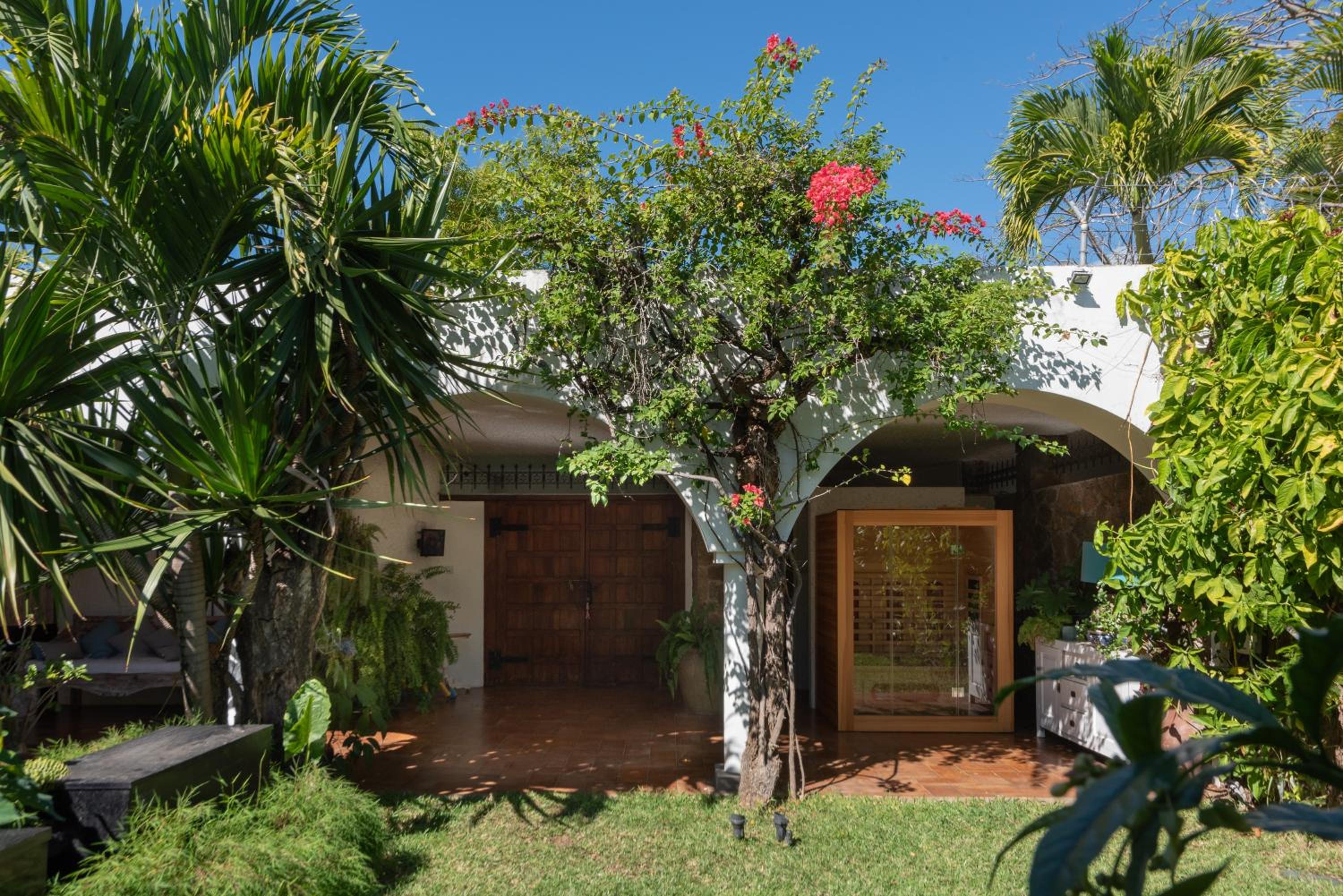 Coco Hacienda