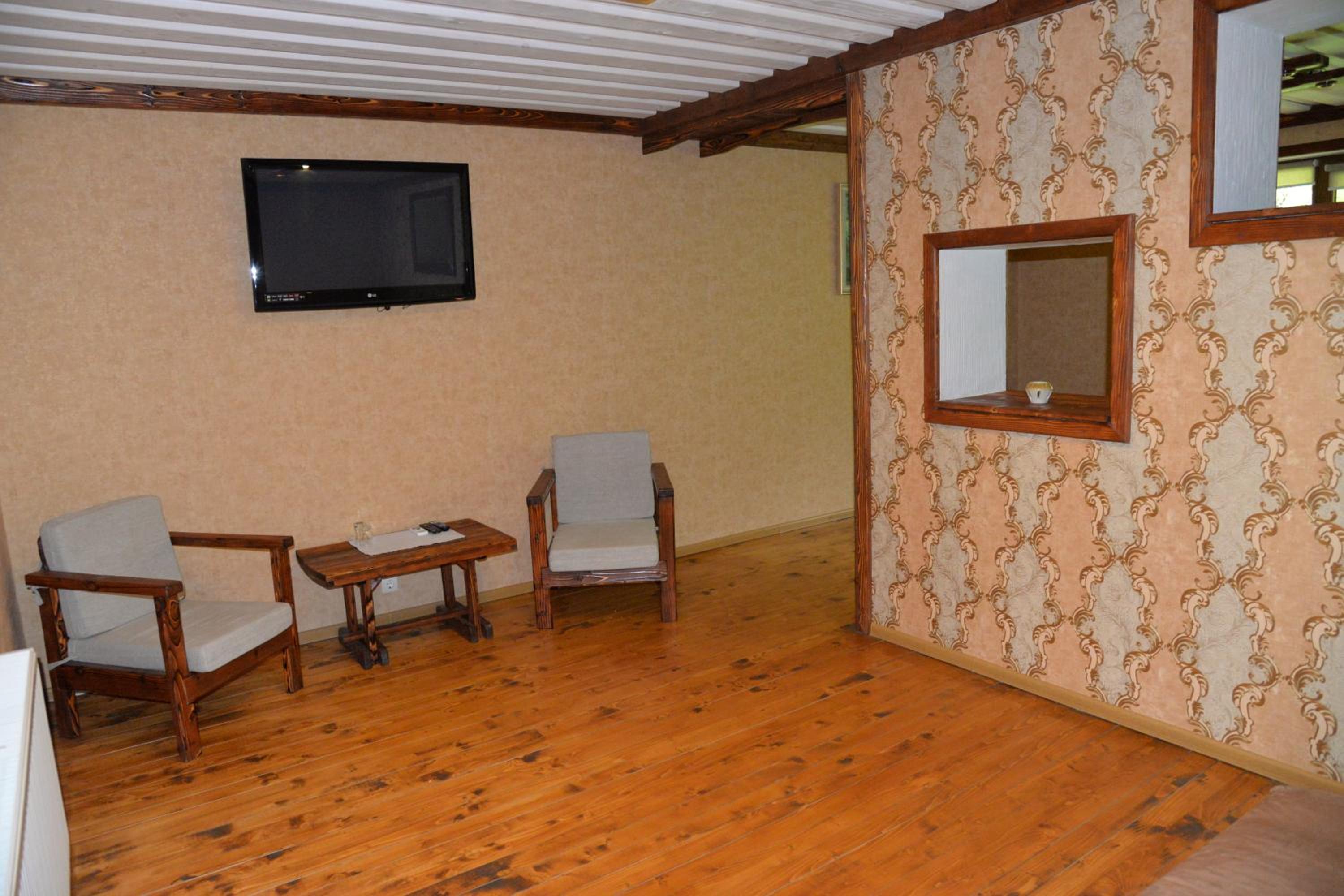 Photo 25