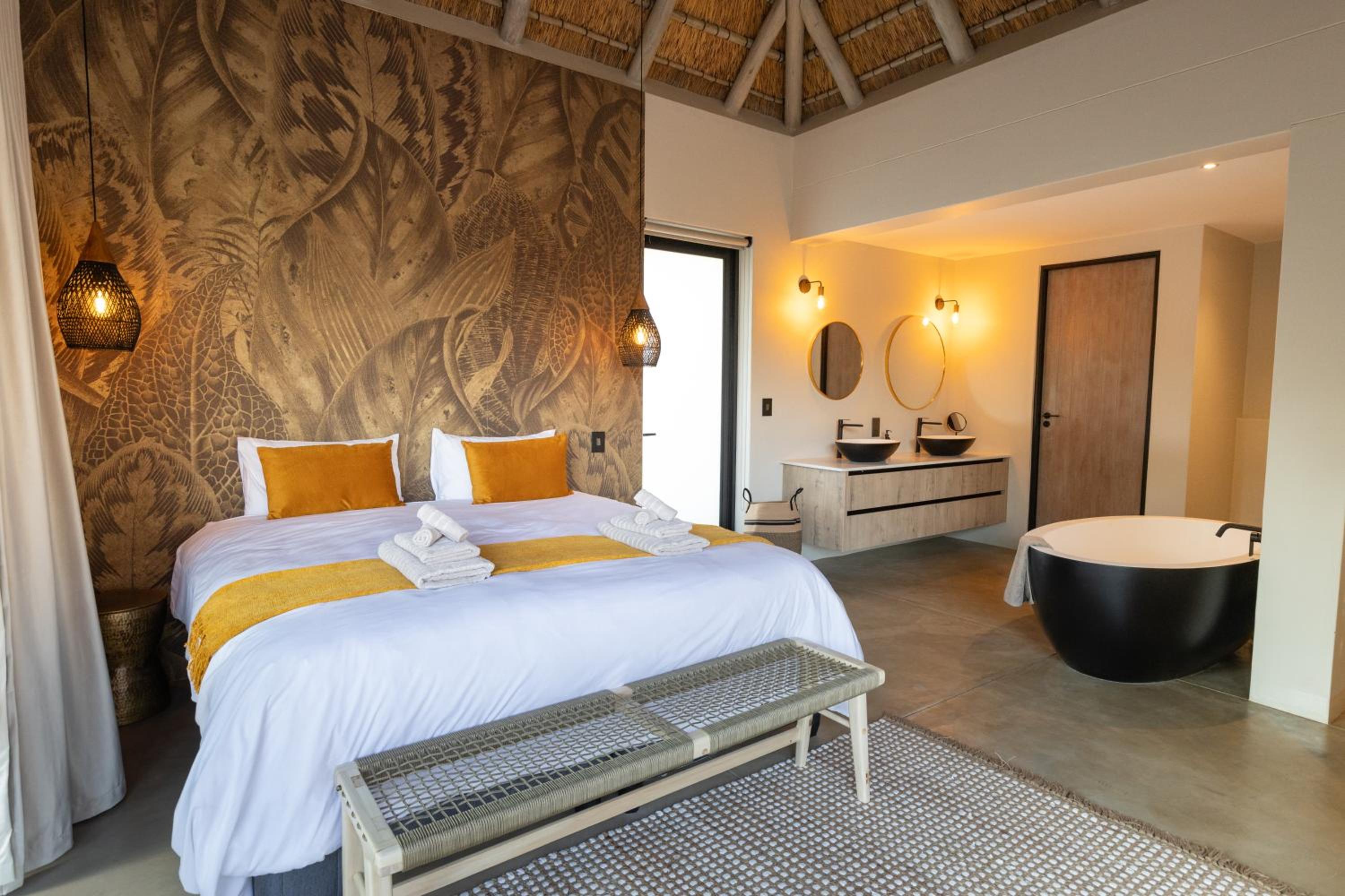 Villa White Lion - Luxurious Villa nearby Kruger