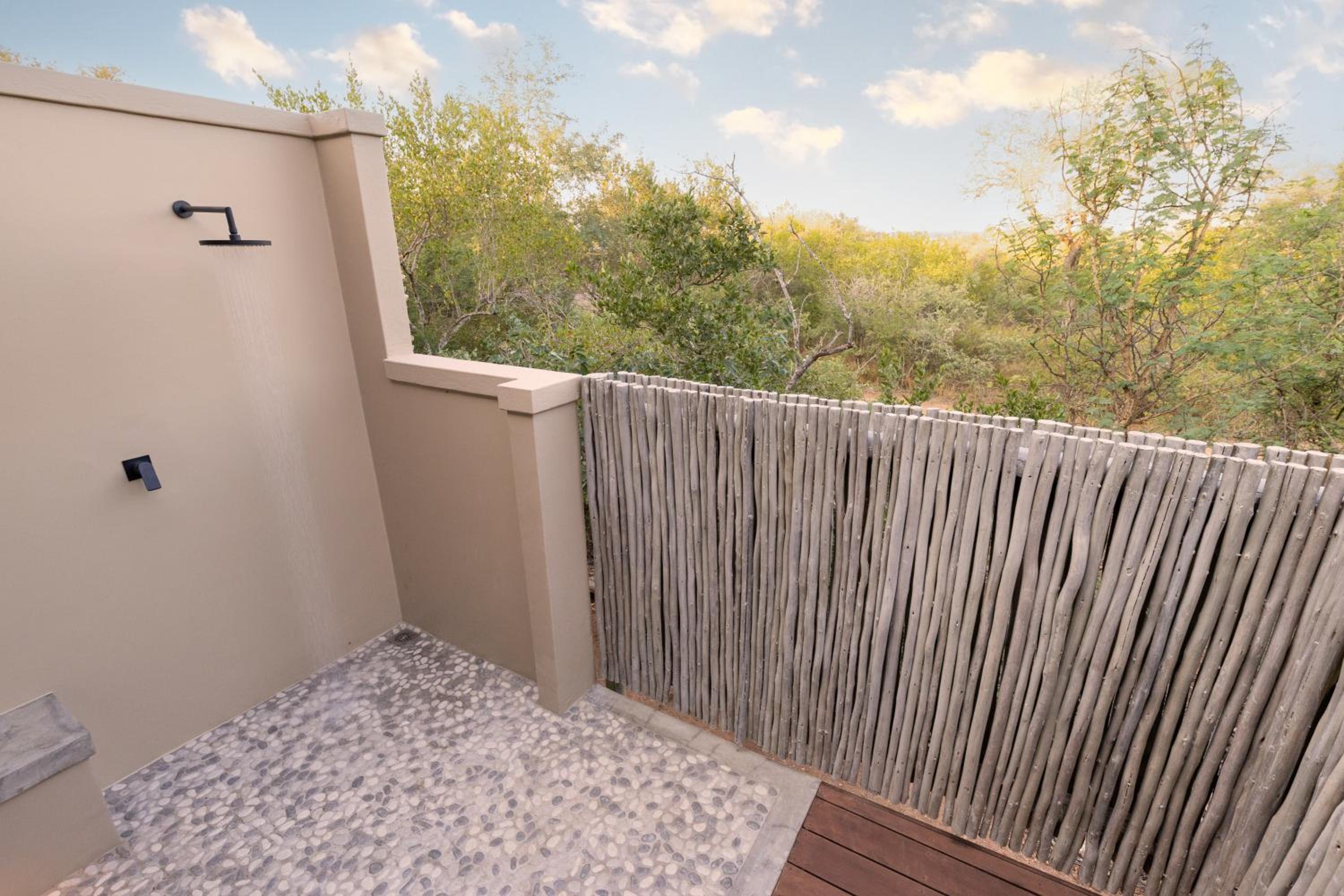 Villa White Lion - Luxurious Villa nearby Kruger