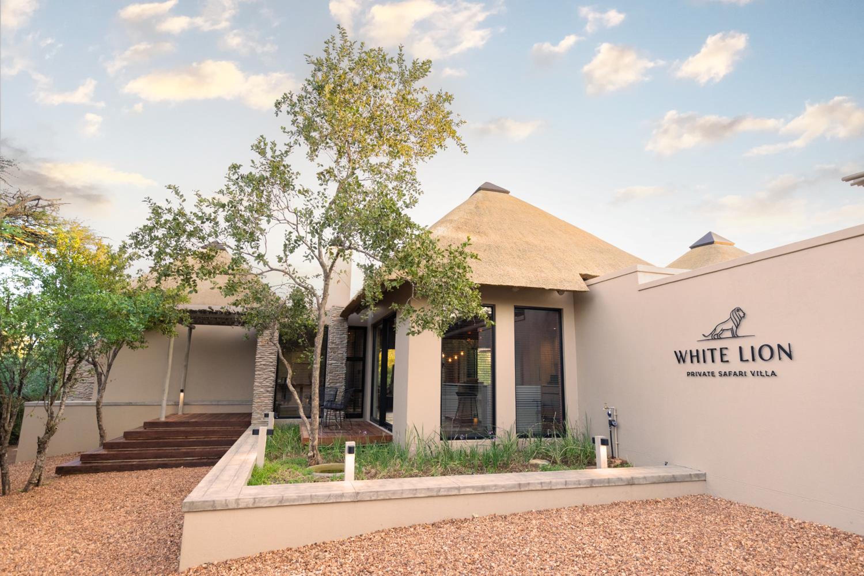 Villa White Lion - Luxurious Villa nearby Kruger