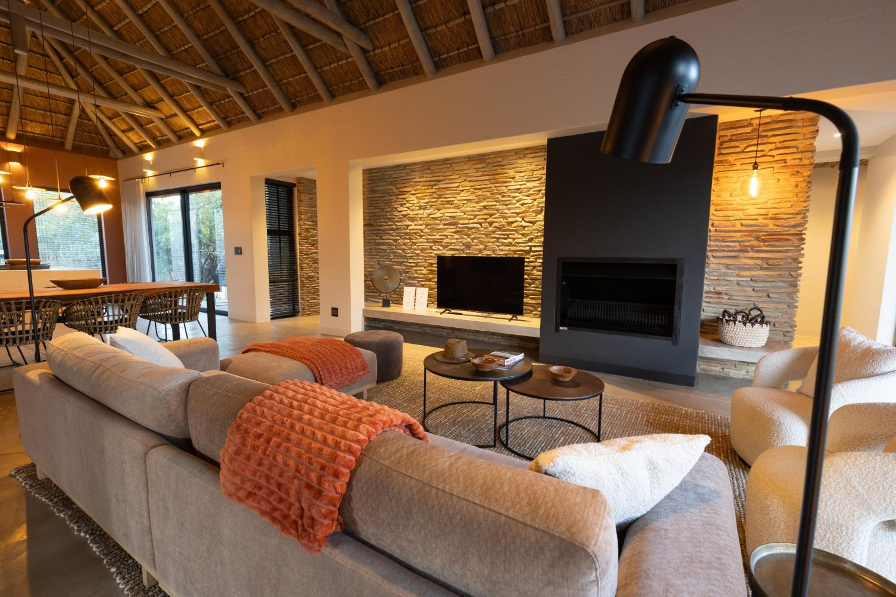 Villa White Lion - Luxurious Villa nearby Kruger