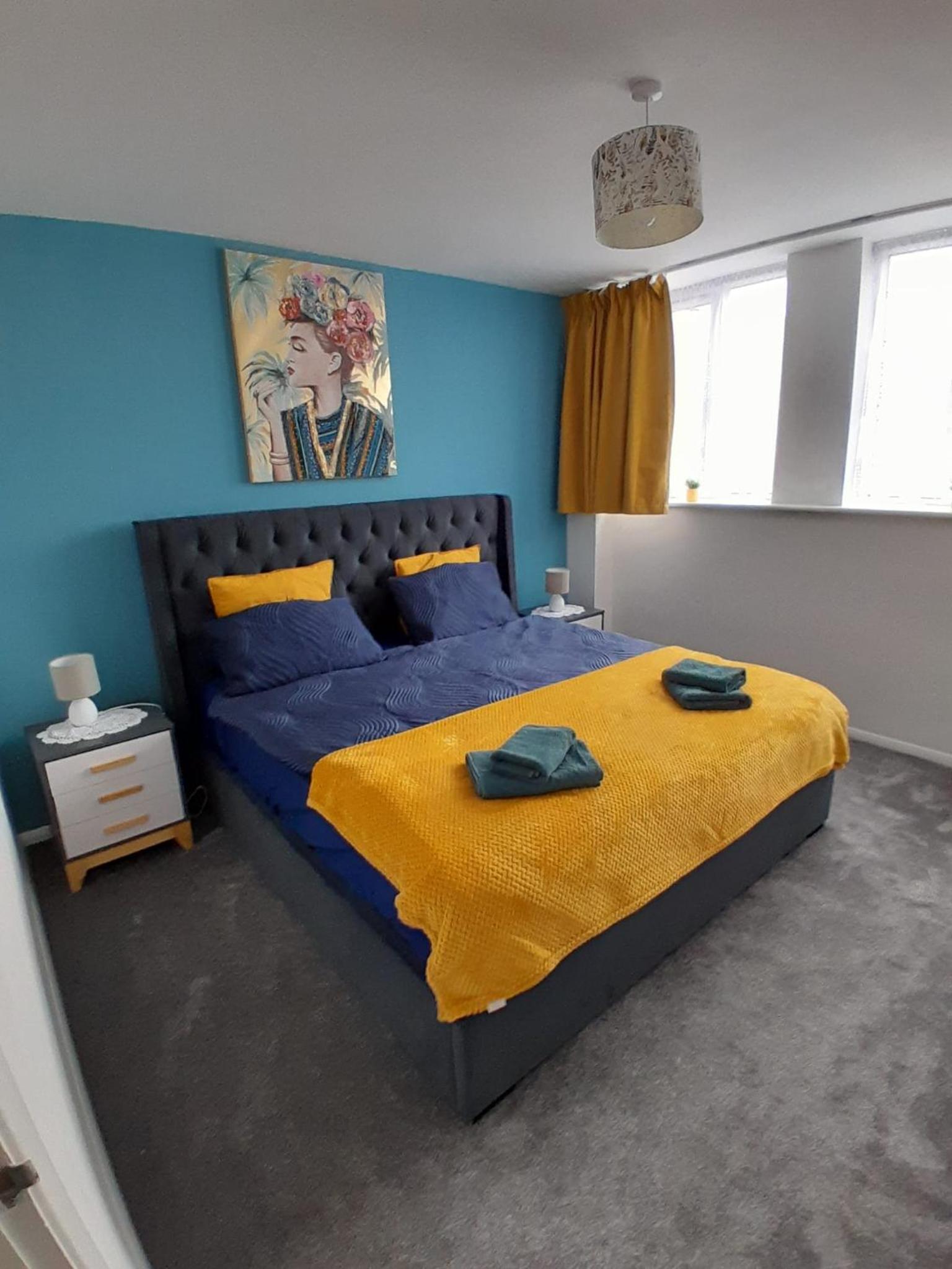 Flat in Northampton -Town Center