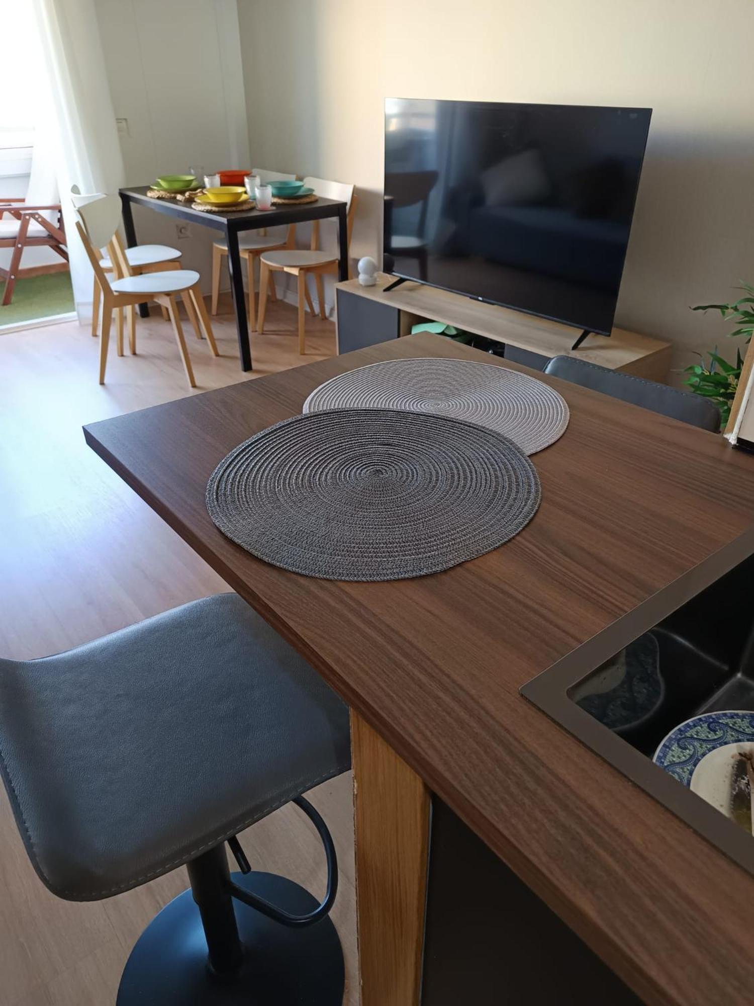 Apartamento nuevo con parking y piscina gratis