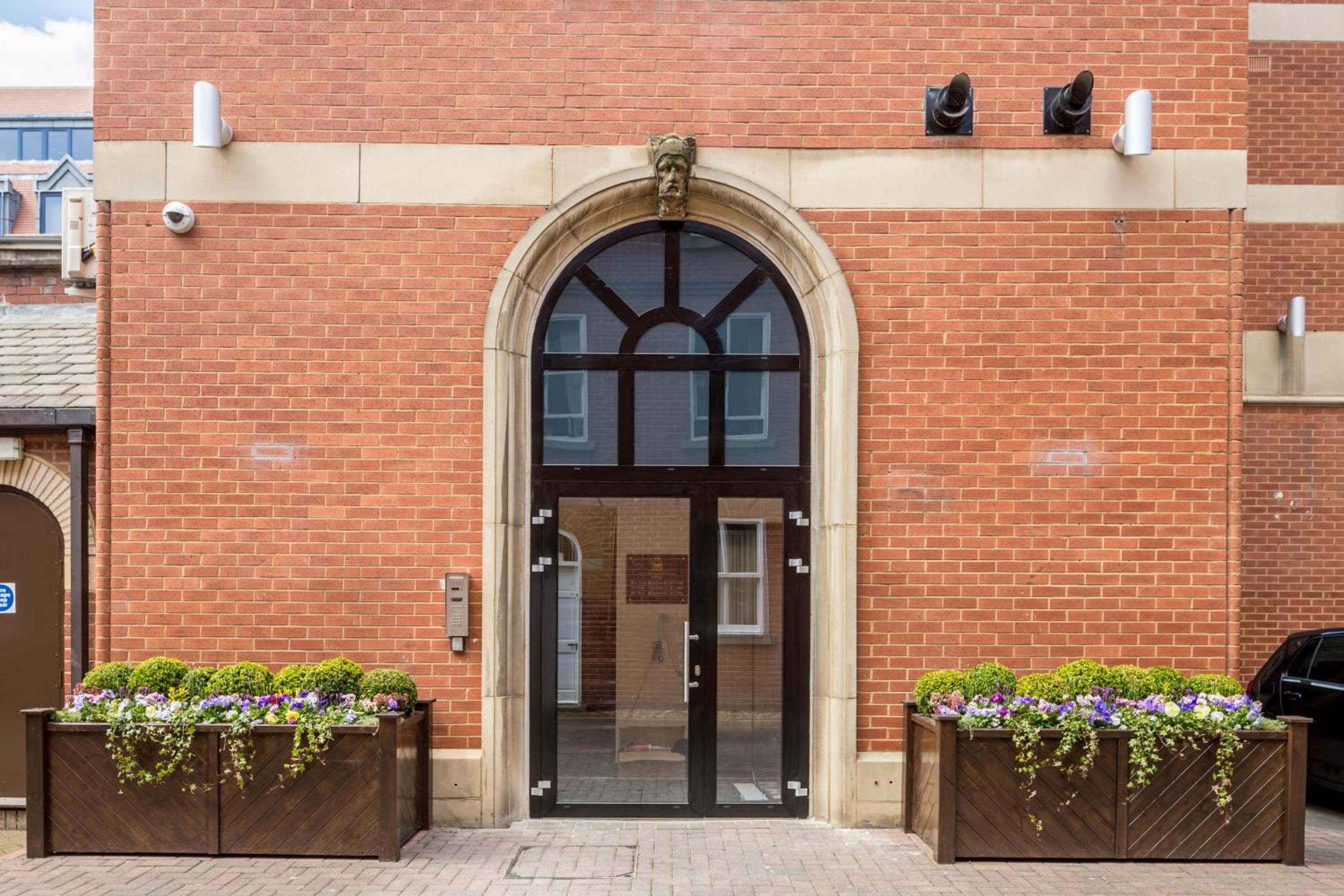 Hotel Mansio Suites The Headrow - Image 1