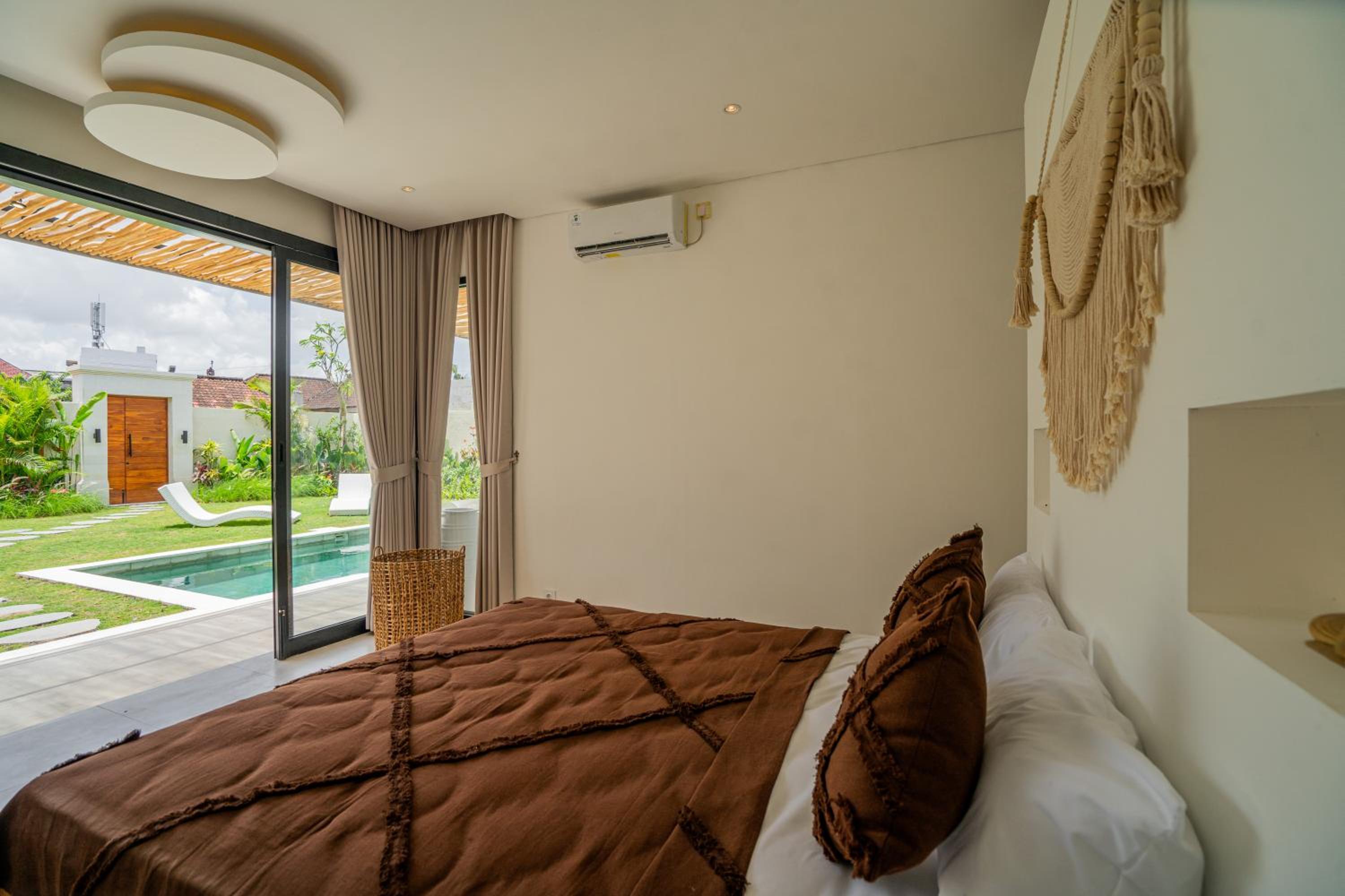 Villa Balindi - 3BR Villa in Berawa