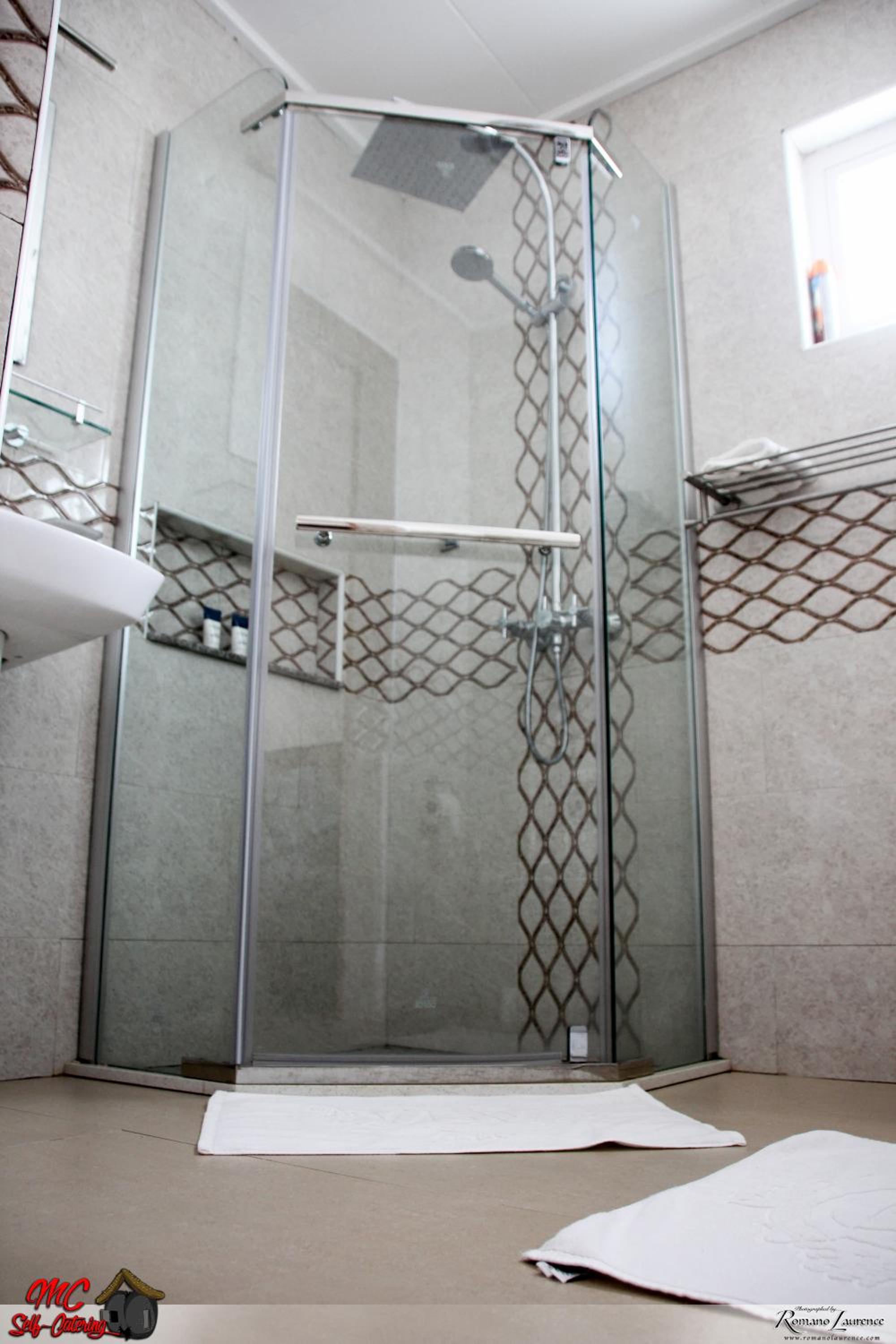 MC Self Catering photo 2