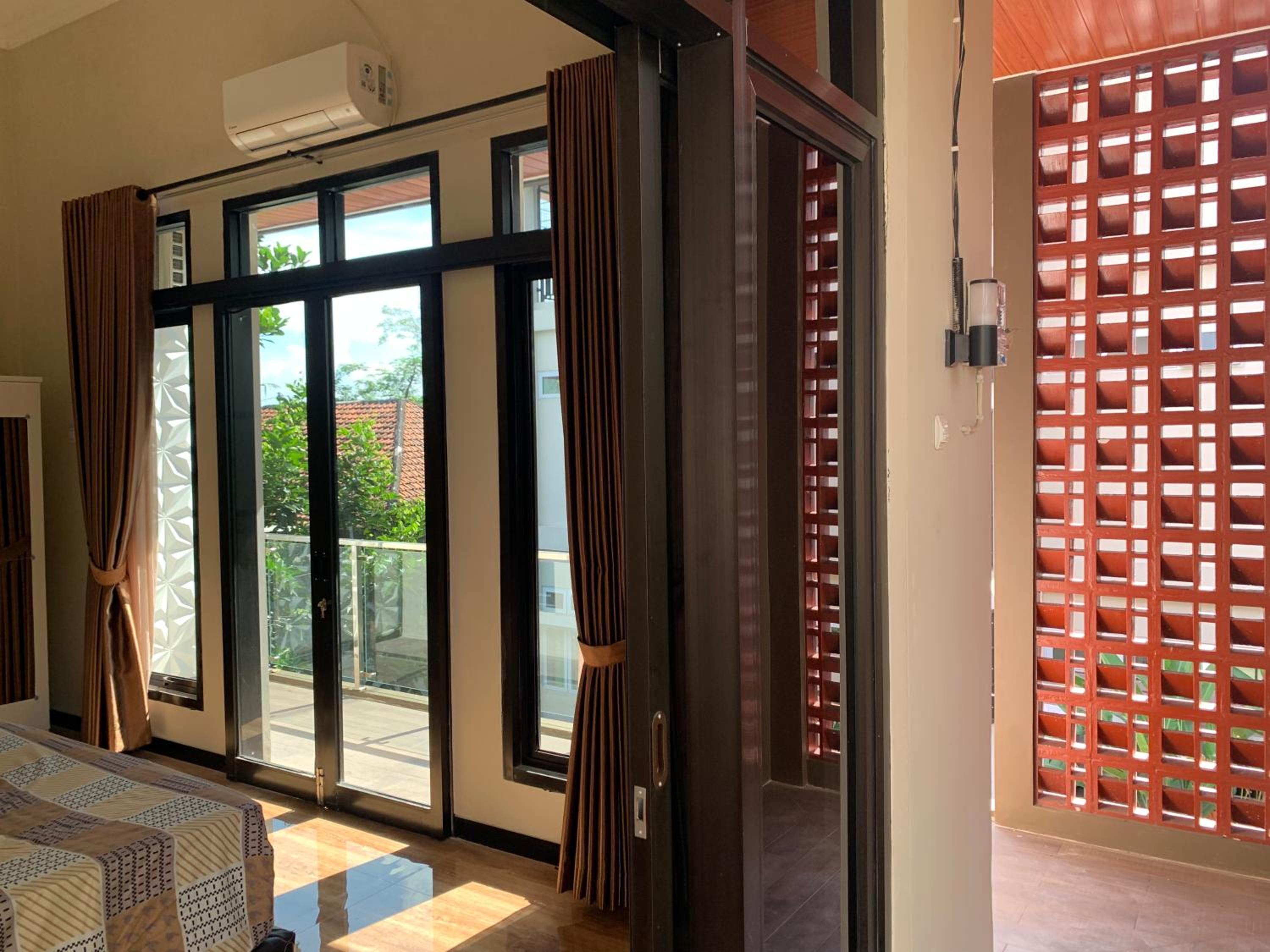 Kreo Guest House